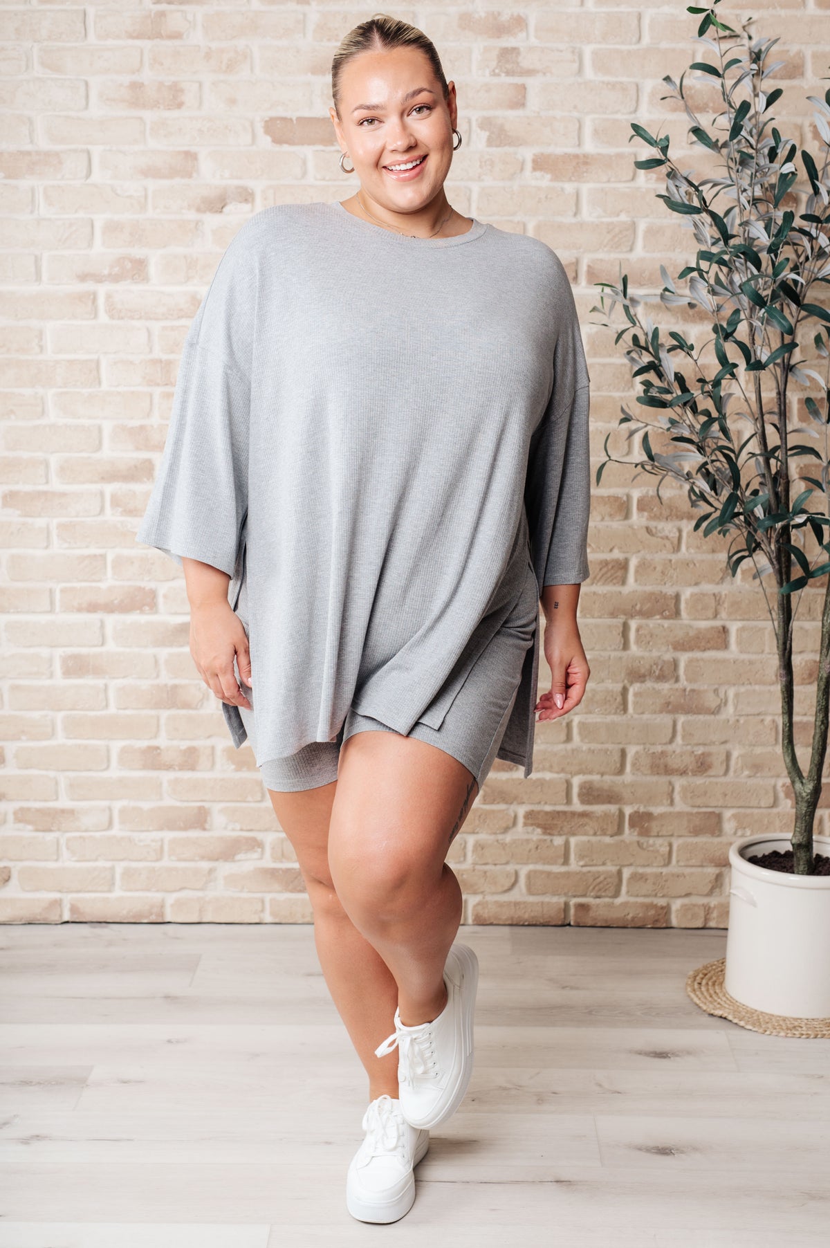 Live and Play Luxe Biker Set in Grey - 8/1/2024