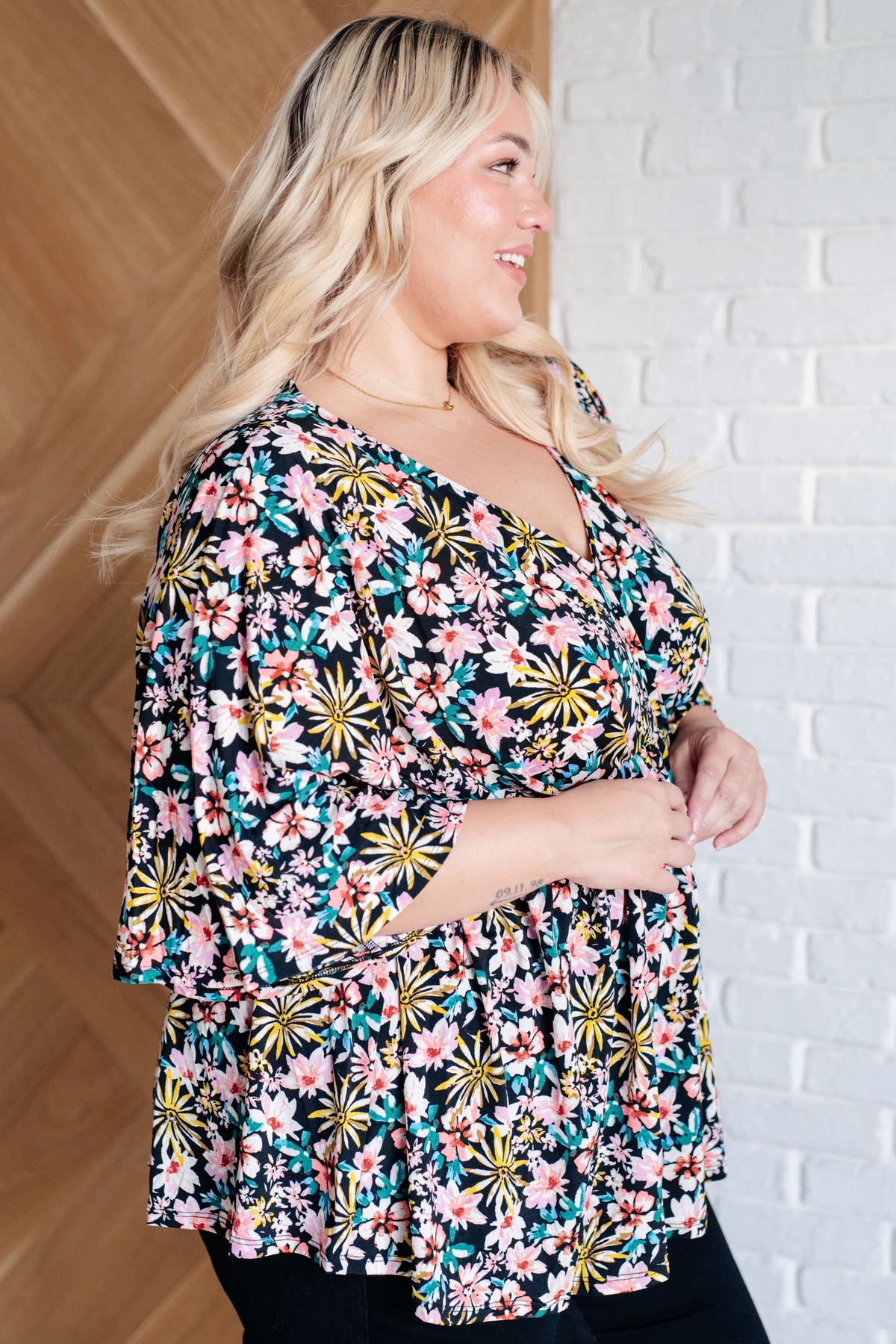 Dreamer Top in Teal and Pink Floral - 10/3/2024