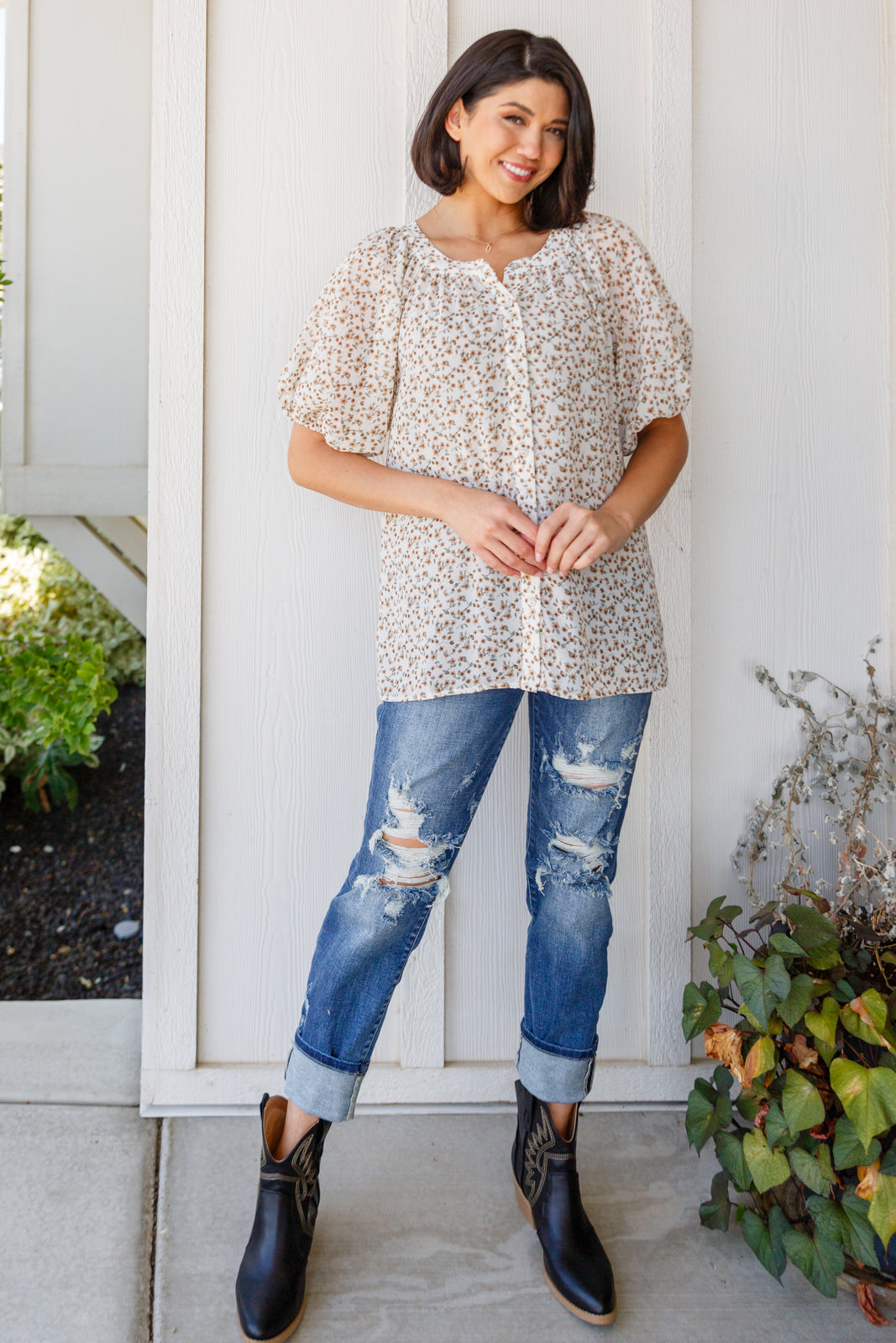 Fancy Me Floral Button Down - 8/4/2023