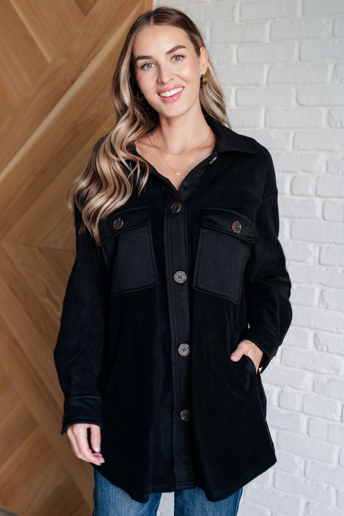 Fantastic in Fleece Jacket in Black - 12/5/2024