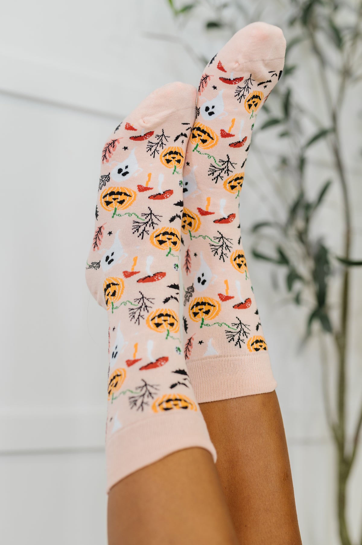 Ghouls Night In Quarter Socks - 9/19/2025 NEW