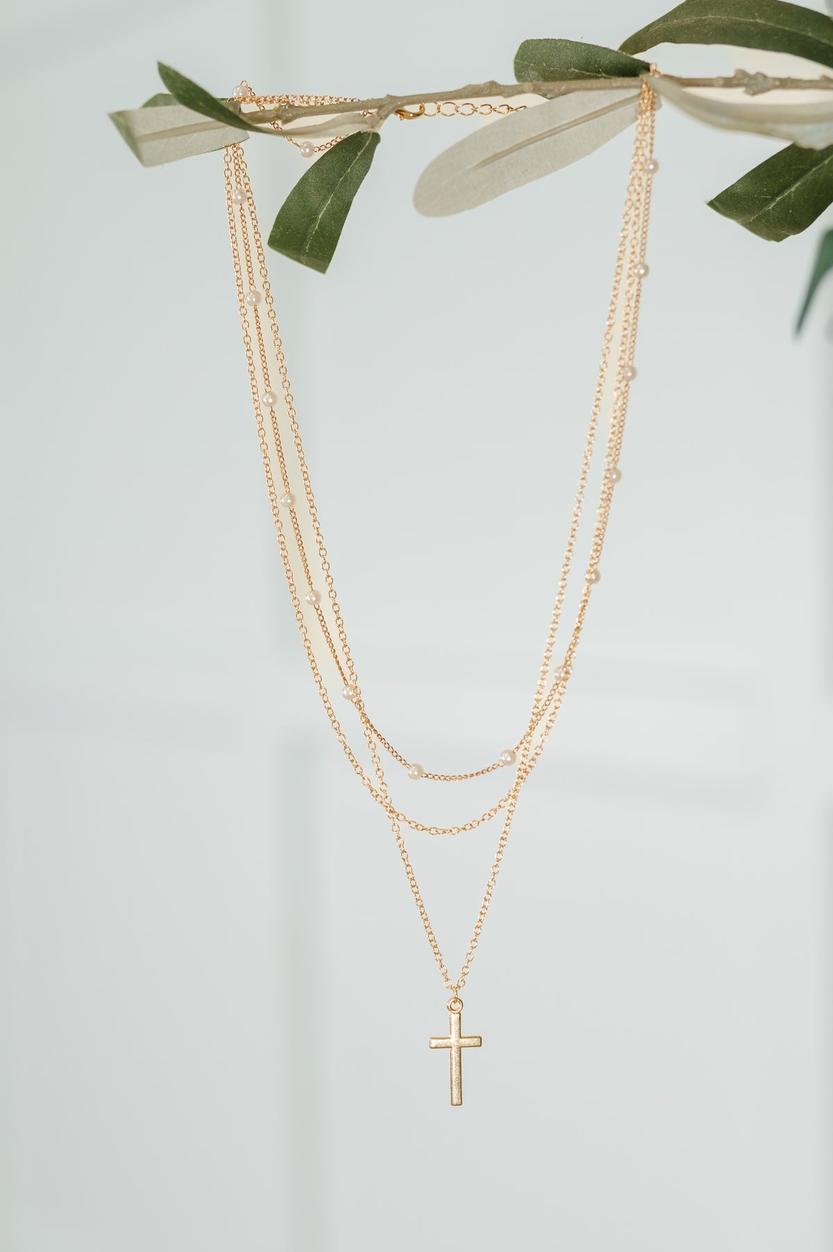 Halo Hues Cross Pendant Layered Necklace Set in Gold - 8/22/2025