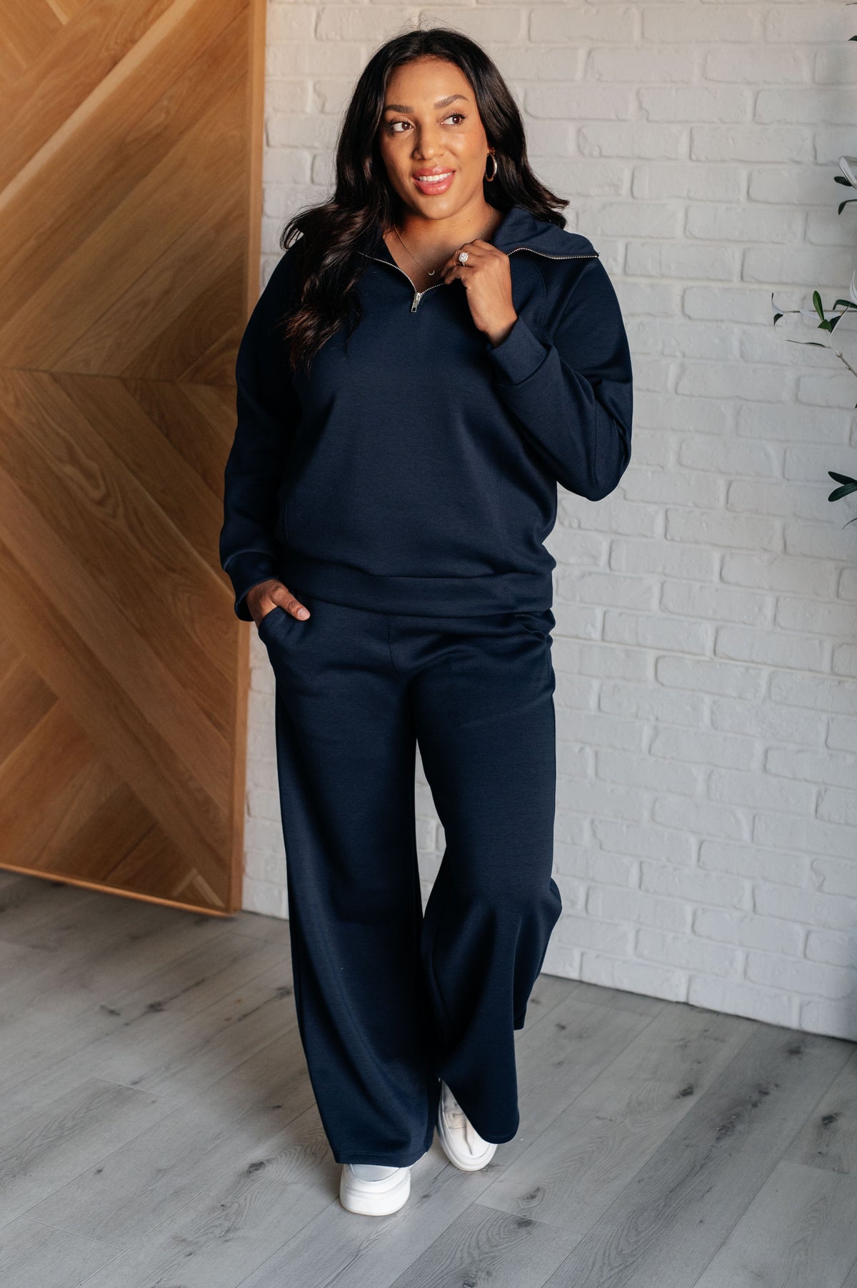 Hamptons Travel Half Zip Pullover in Navy - 8/14/2025
