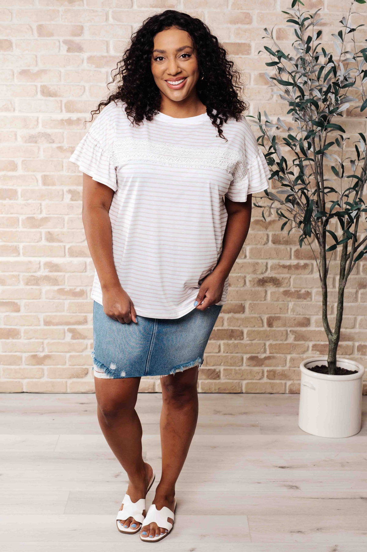 Hand to Hold Lace Detail Striped Top - 4/14/2025