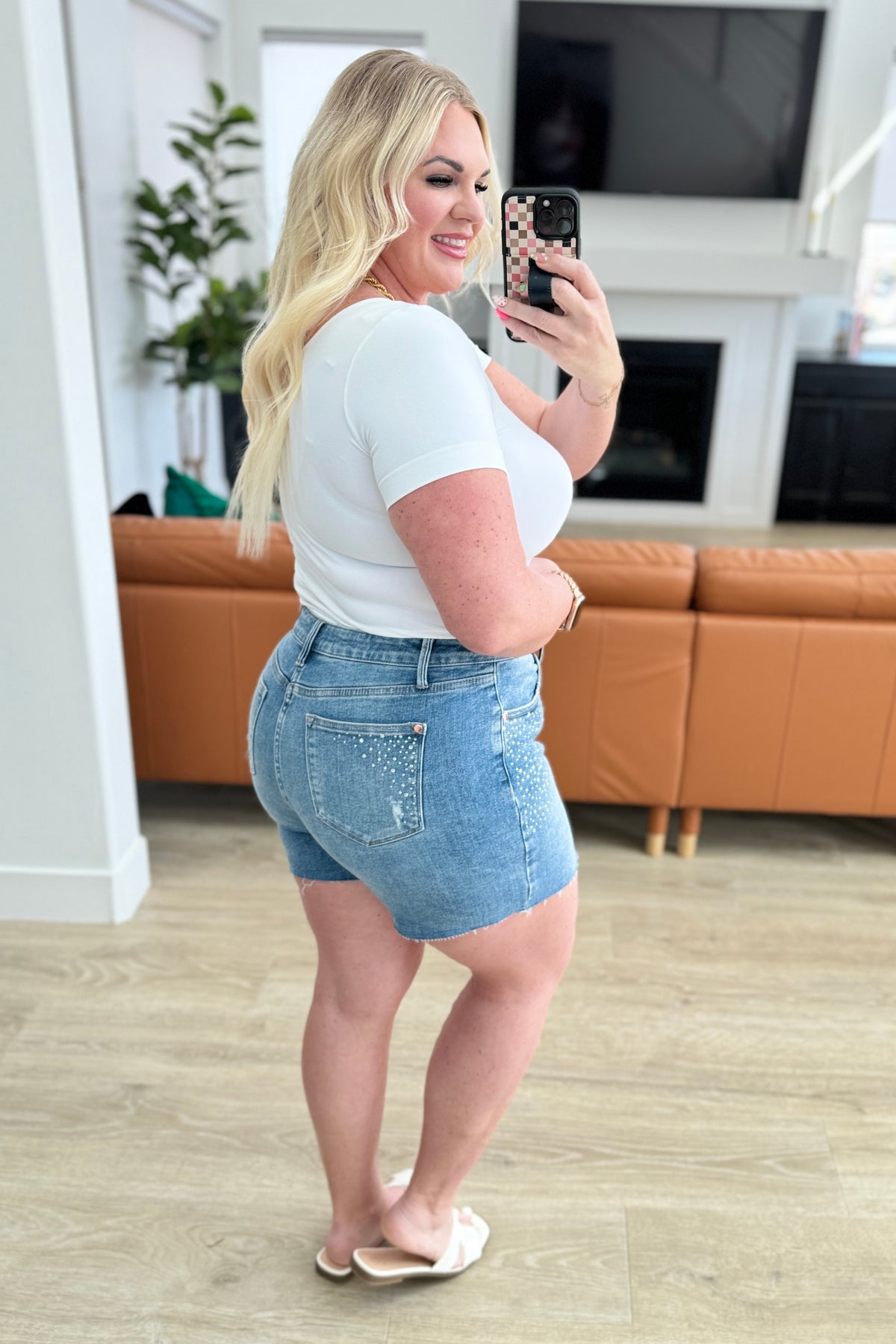 Elle High Rise Rhinestone Cutoff Shorts - 4/10/2025