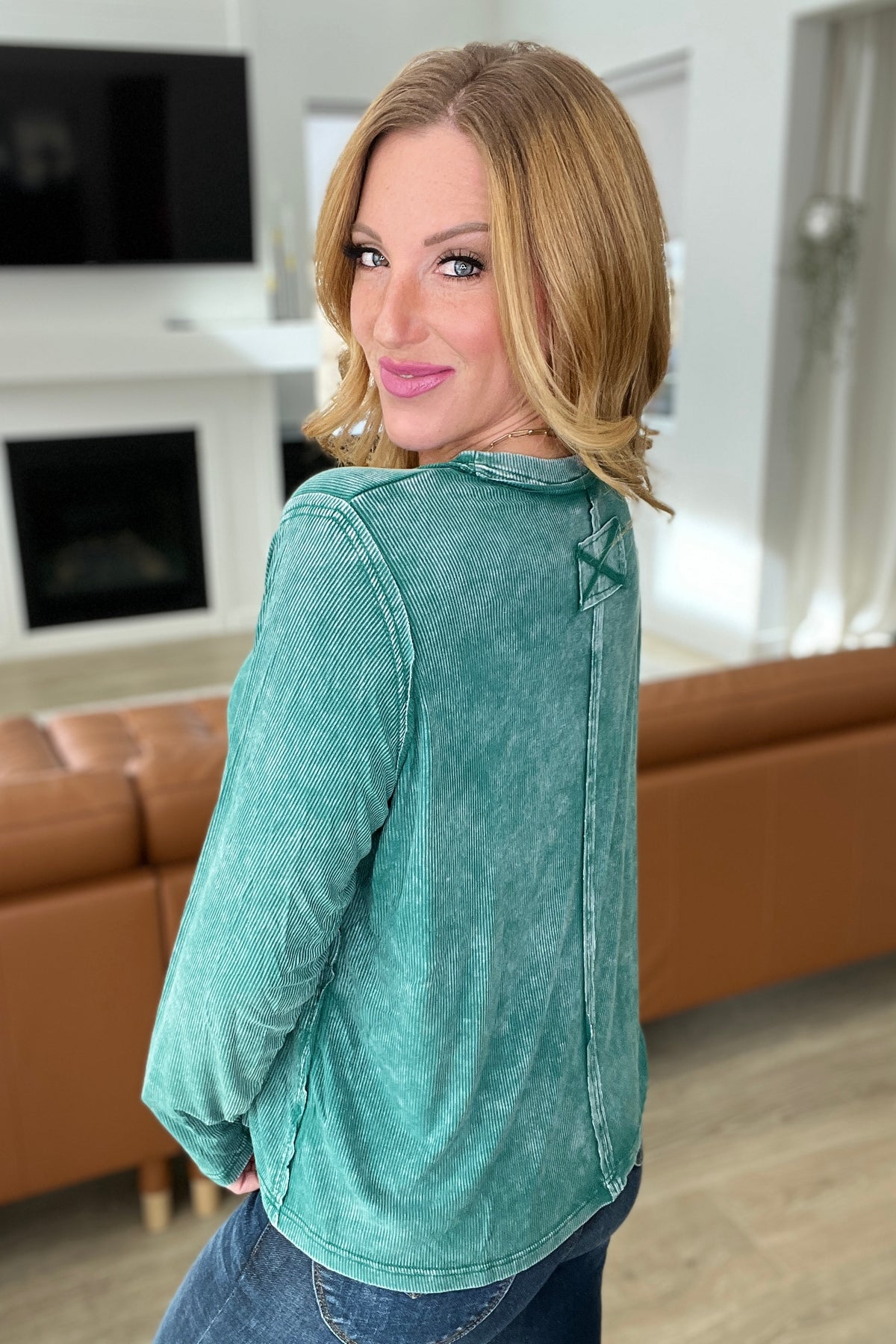 Mineral Wash Ribbed Scoop Neck Top in Hunter Green - 11/29/2023