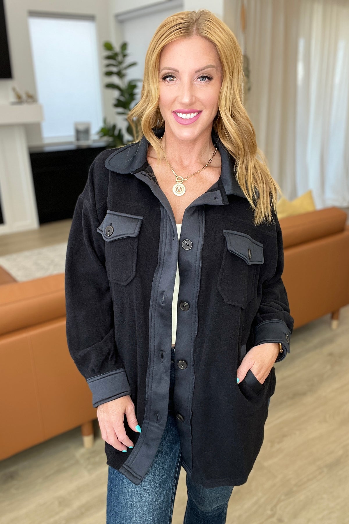 Oversized Basic Fleece Shacket in Black - 9/6/2023
