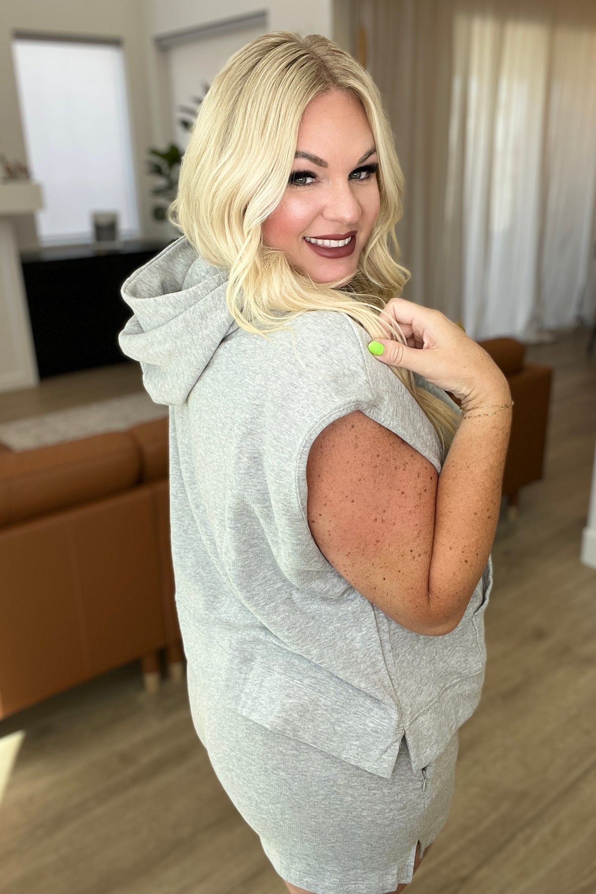 Sleeveless Hoodie and Shorts Set in Heather Grey - 9/13/2023