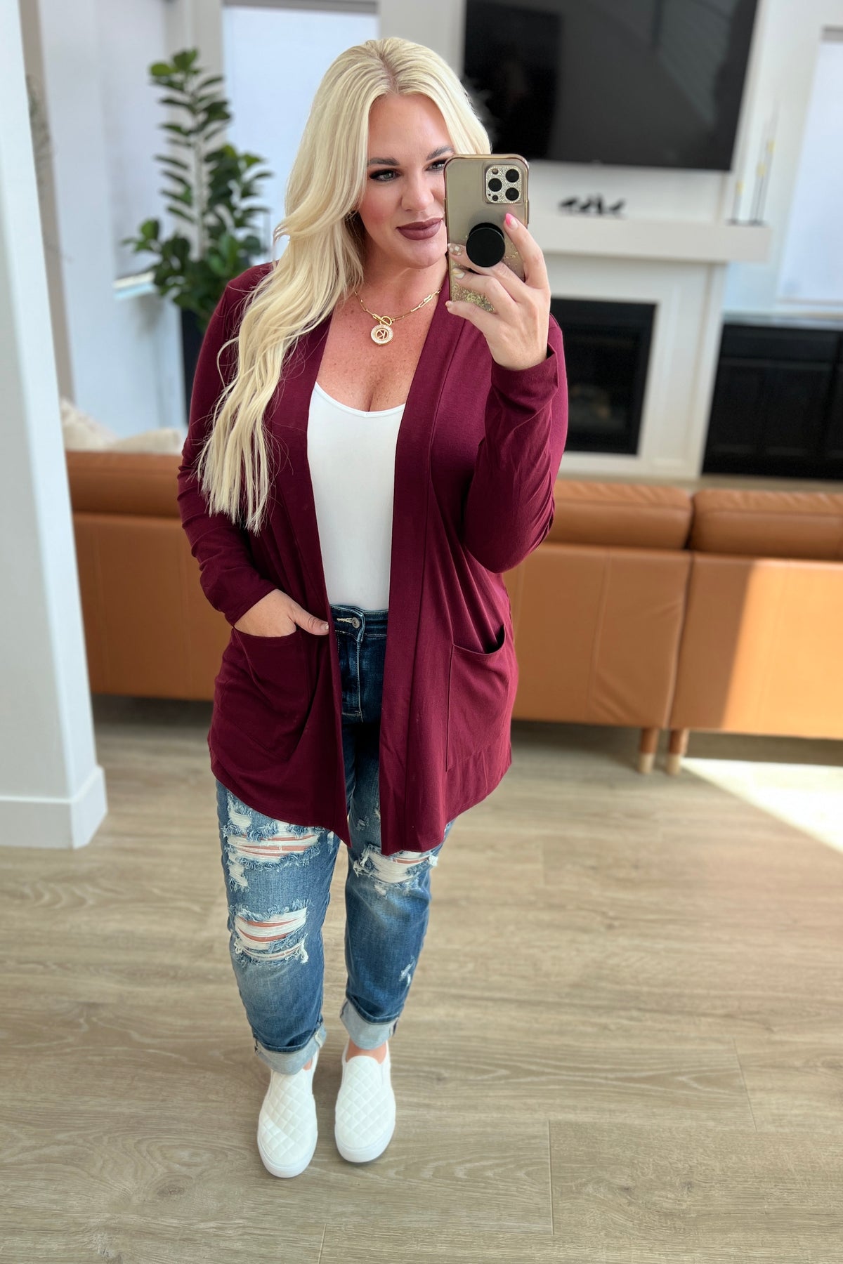 Slouchy Pocket Open Cardigan in Dark Burgundy - 9/27/2023