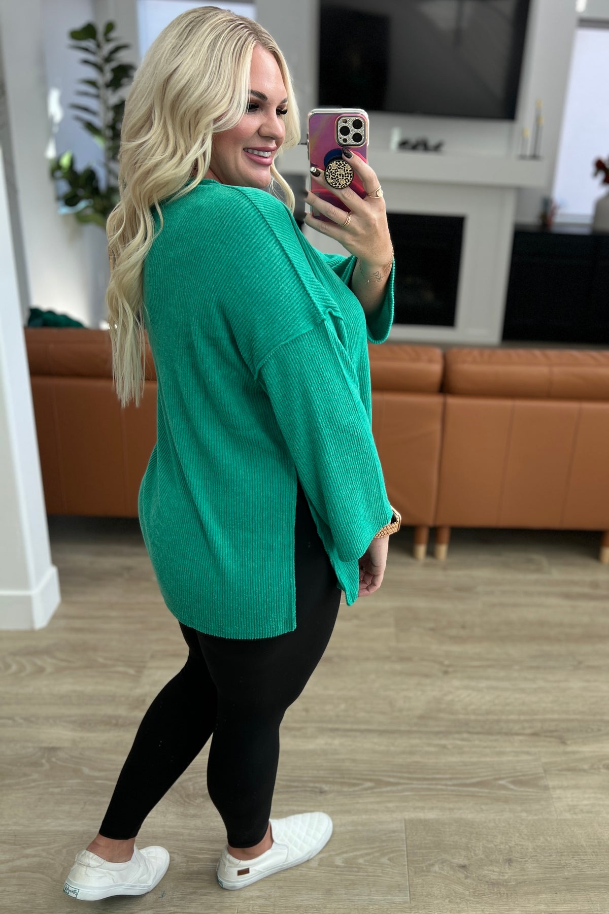 Ribbed Brushed Hacci Henley in Kelly Green - 11/8/2023