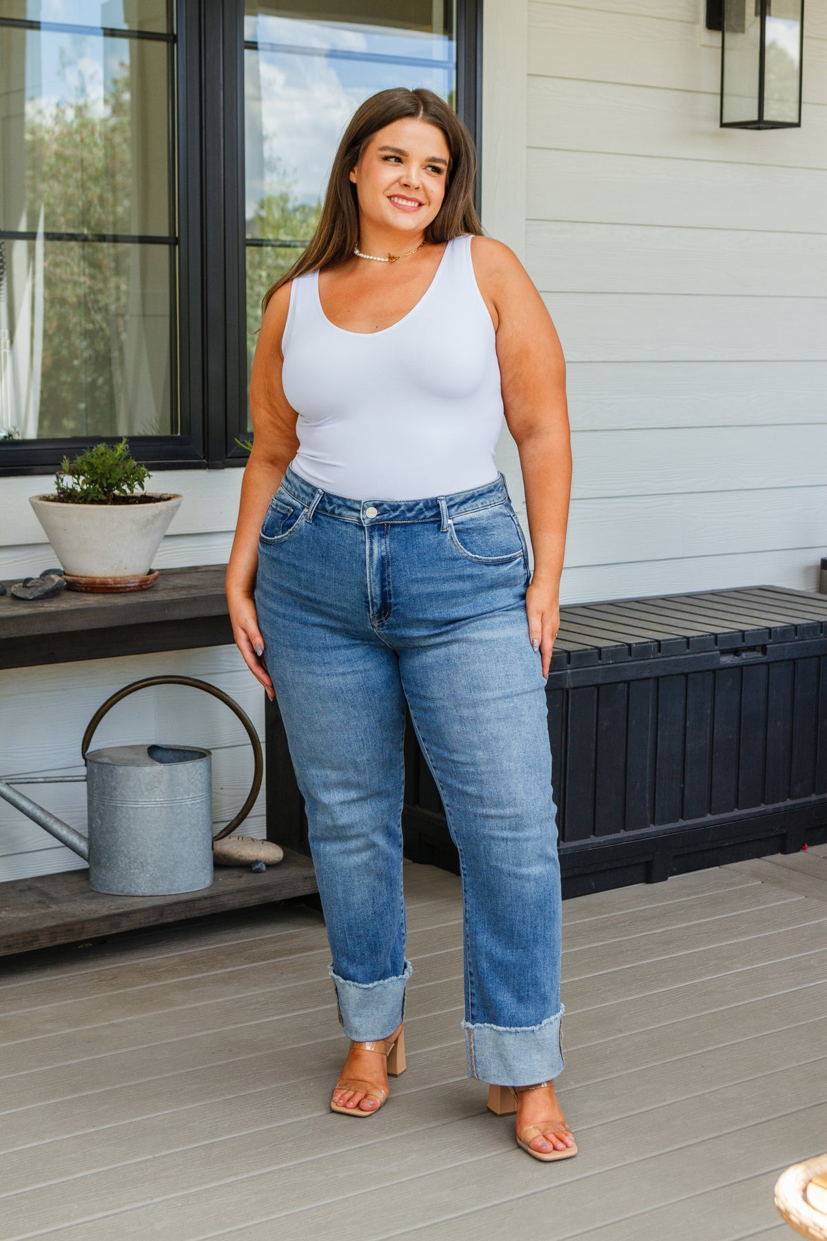 Jones High Rise Cuffed Straight Jeans - 8/17/2023