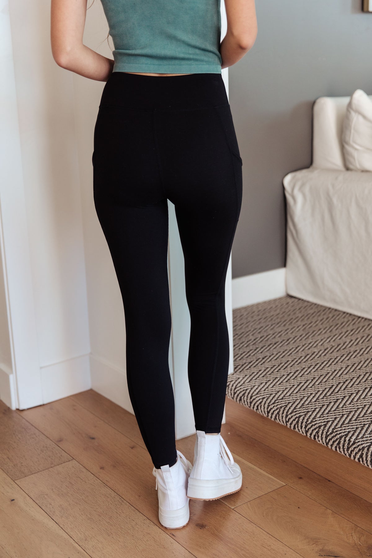 Keep It Moving Leggings - 12/15/2023