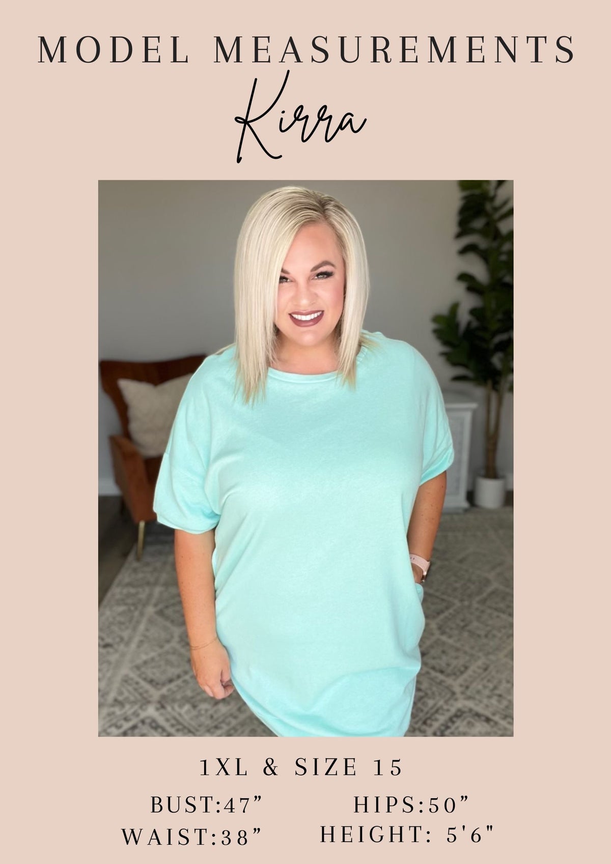 V-Neck Slim Short Sleeve Top in White - 8/2/2023
