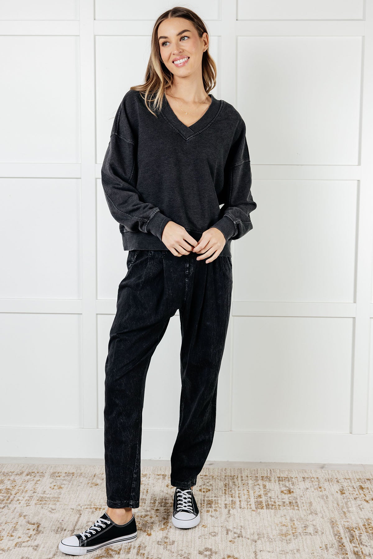 Limber Up Straight Leg Sweats in Black - 1/2/2025