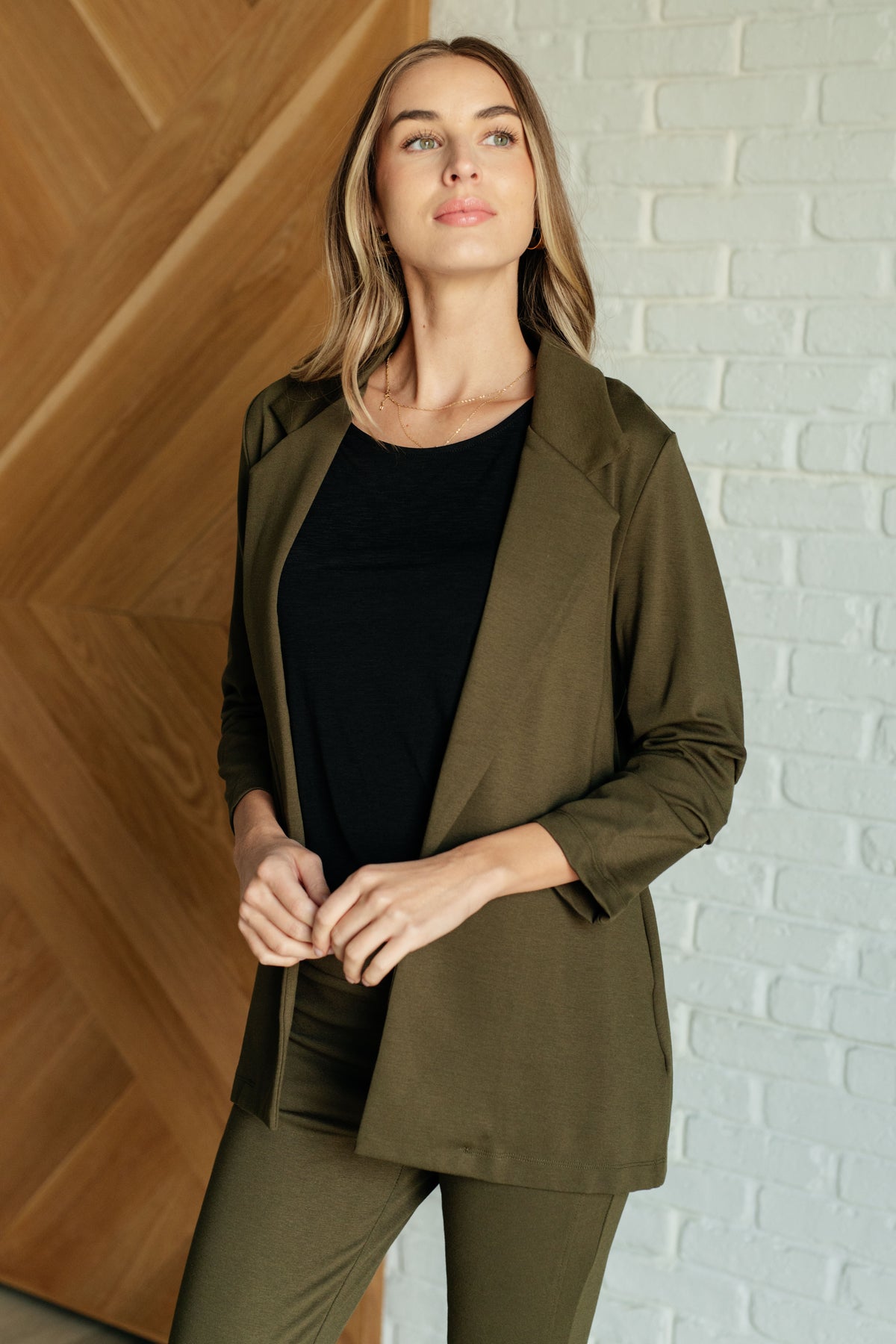 Magic 3/4 Blazer in Olive - 9/22/2025