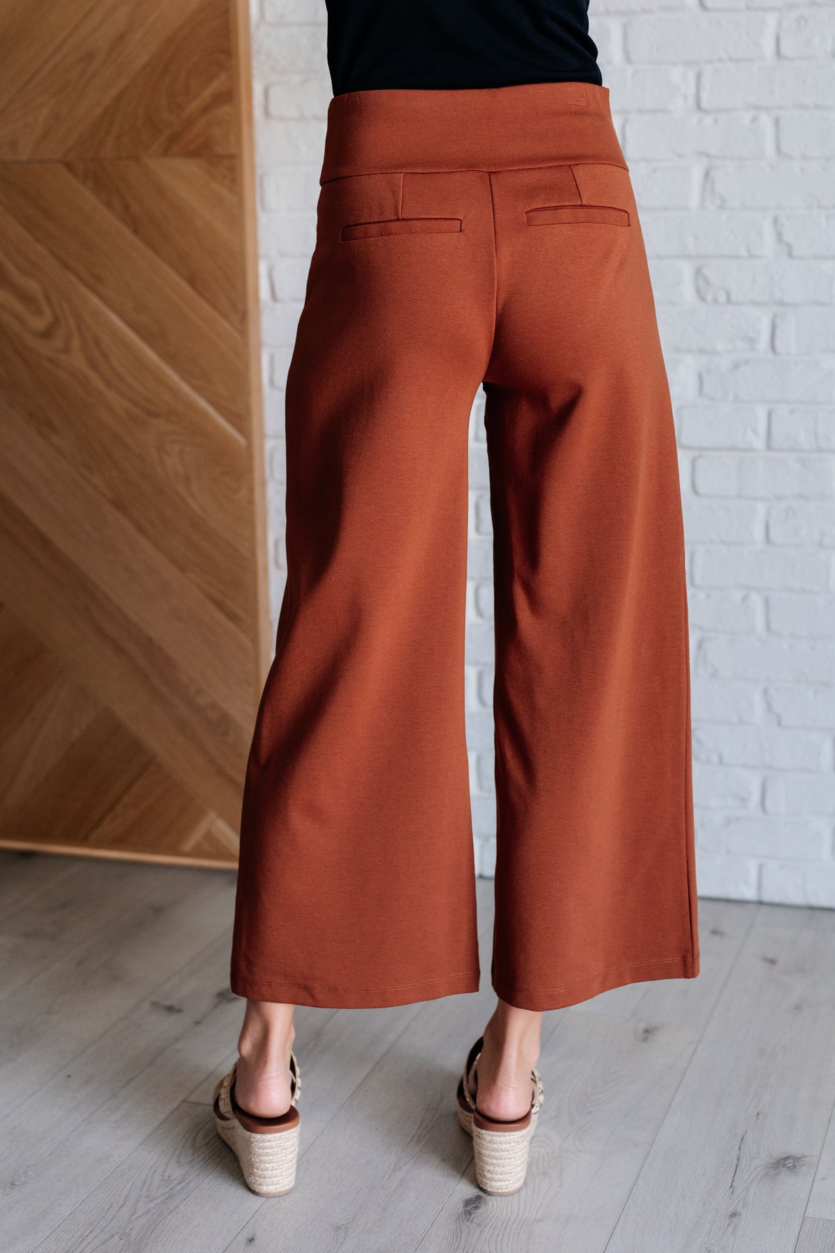 Magic Wide Leg Crop Pants in Rust - 9/8/2025