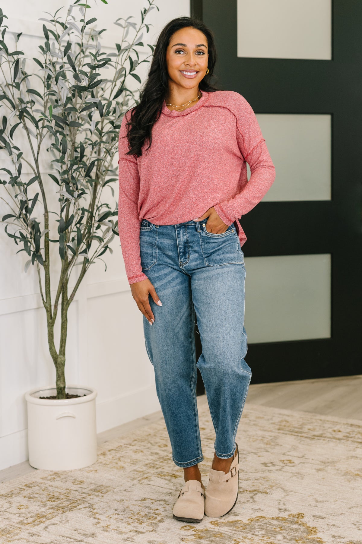 Mellow Mood Heathered Pullover in Dark Red - 10/22/2025