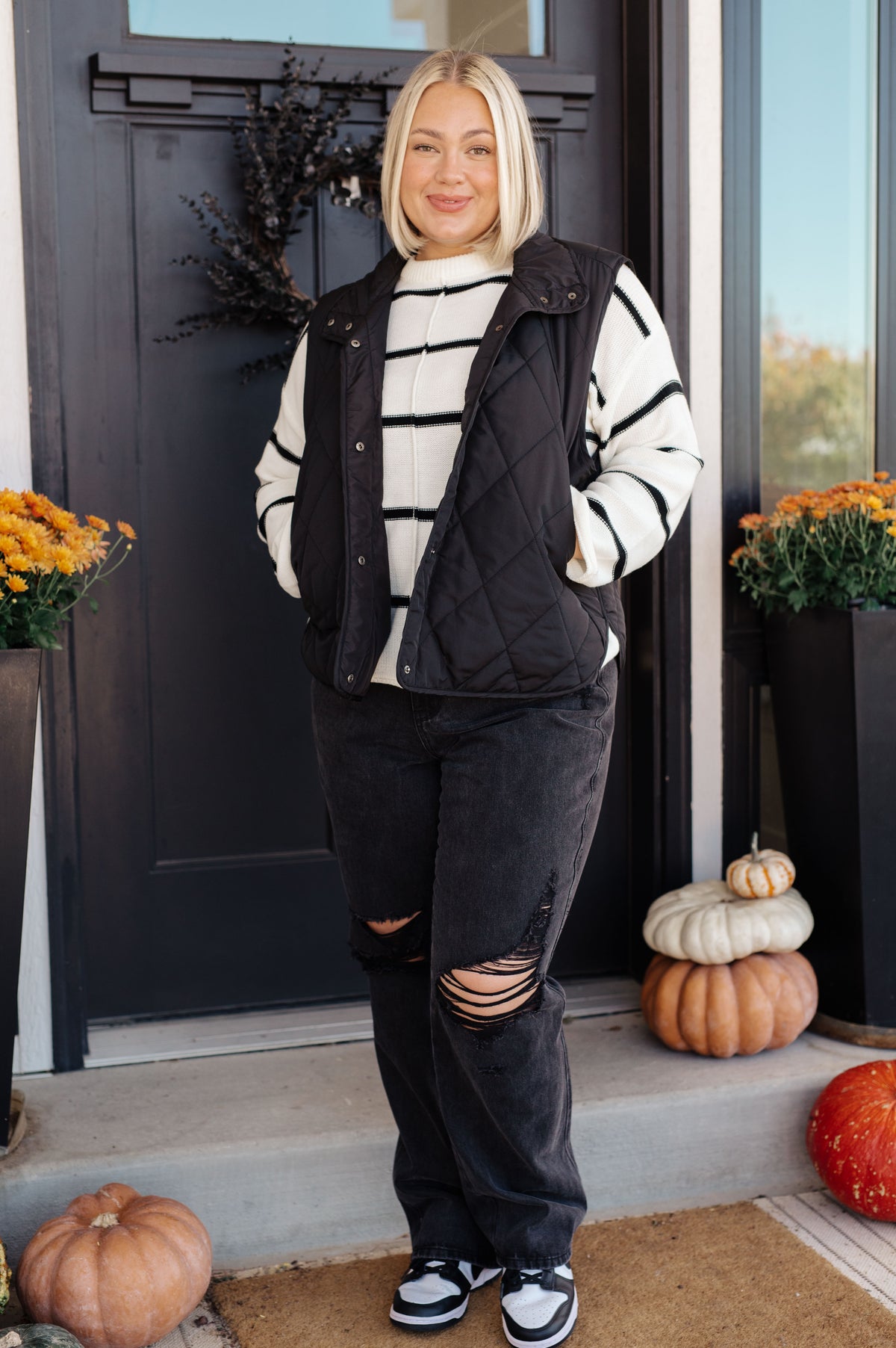 Neither Here Nor There Puffer Vest in Black - 11/9/2023