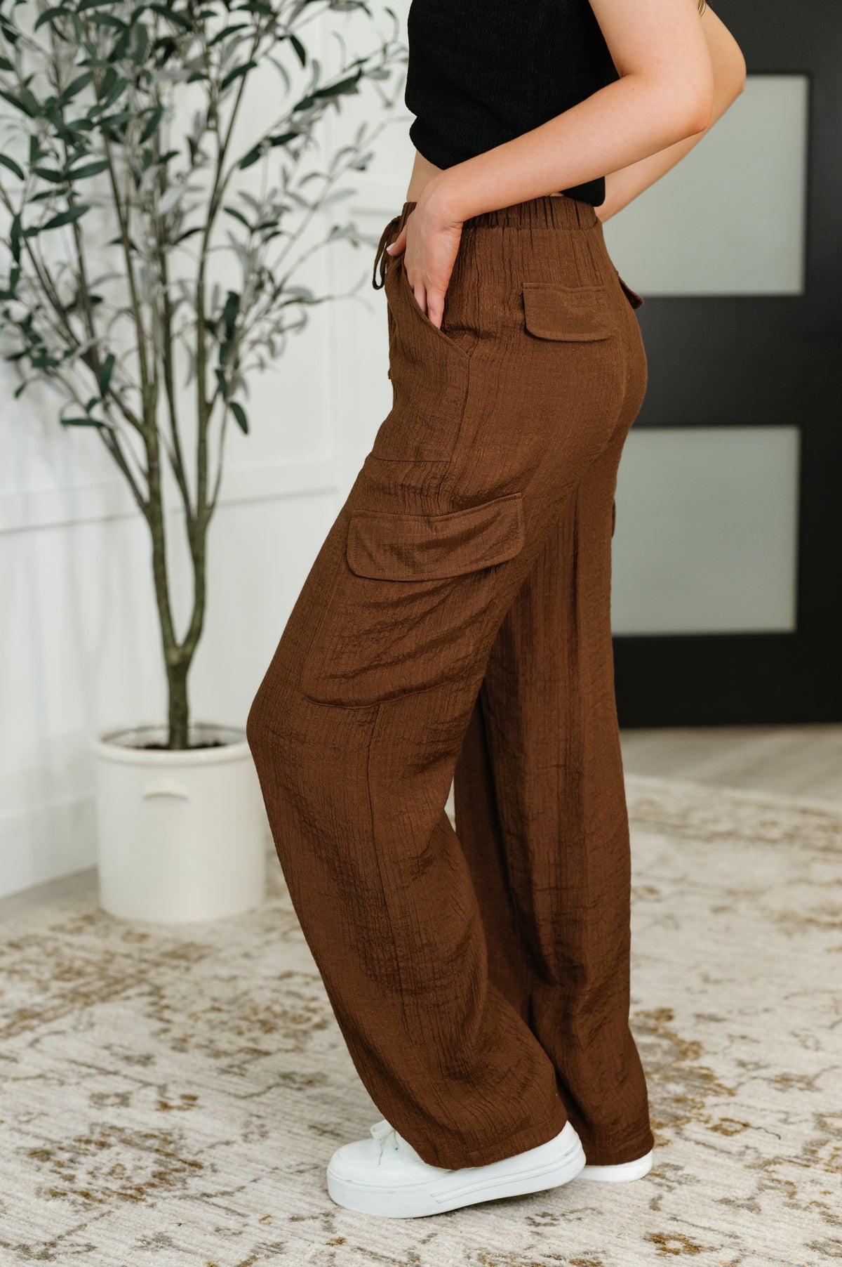 Off Duty Straight Leg Cargo Pants in  Brown - 7/18/2025 NEW