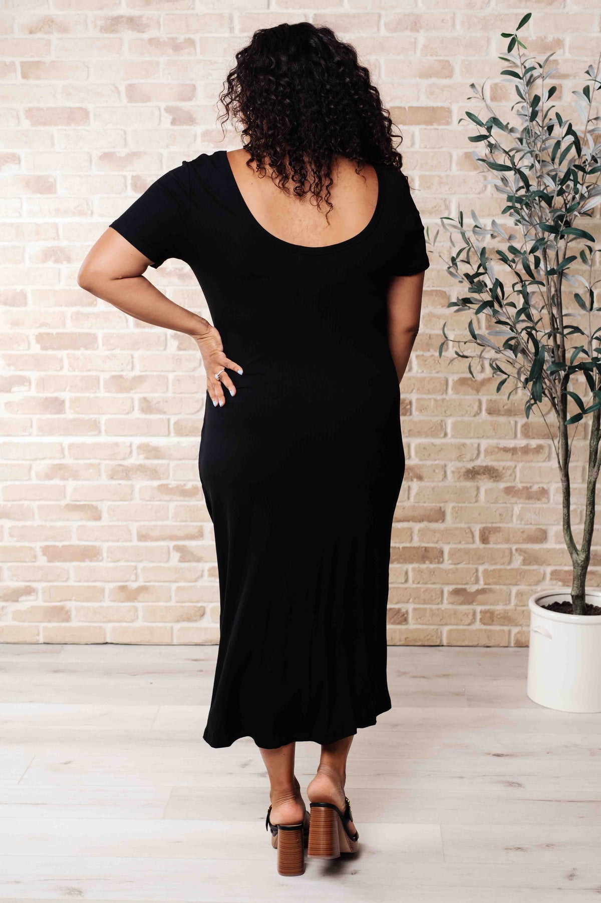 Places Unknown Ruched Detail Midi Dress - 6/28/2024