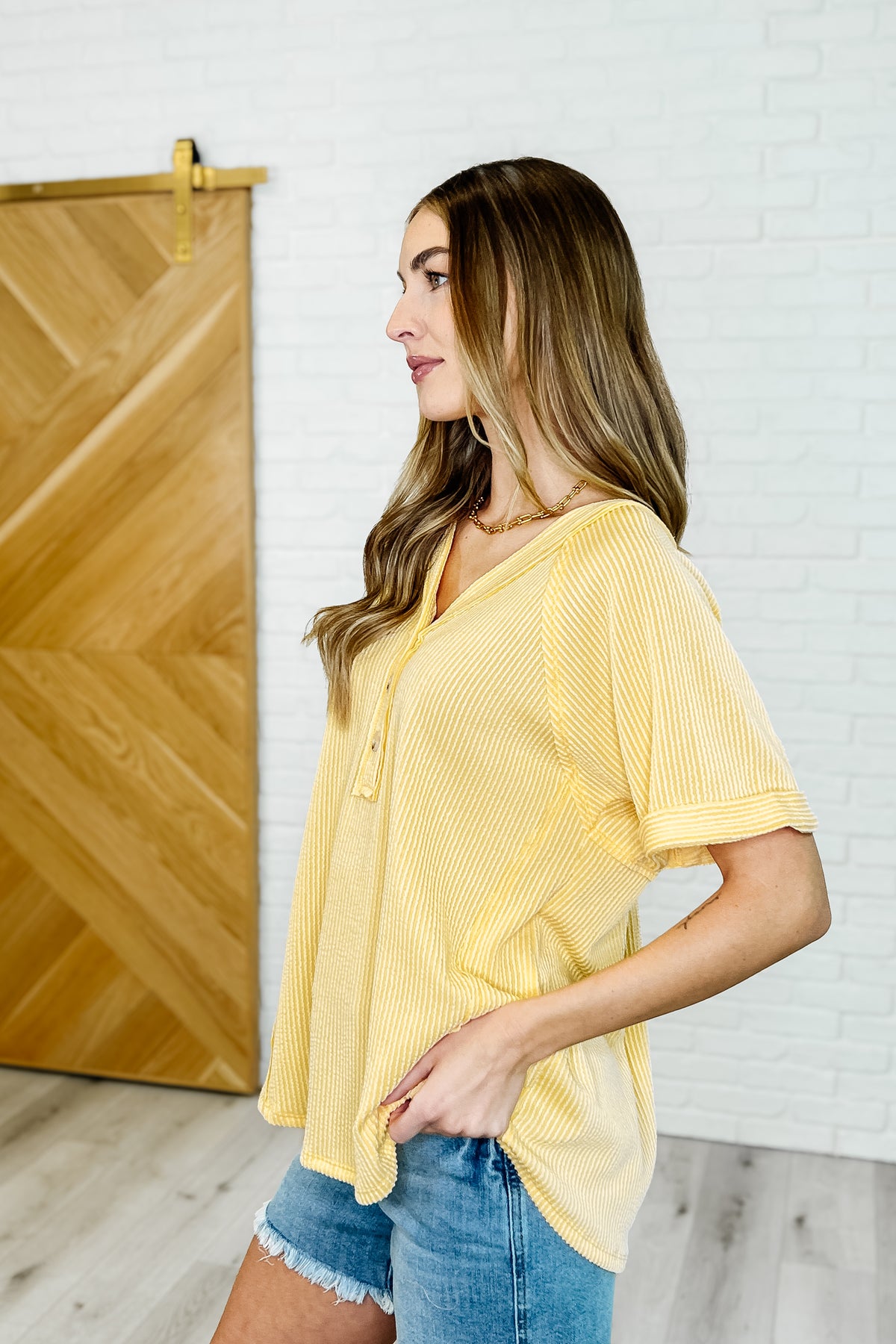 Plain and Sassy V-Neck Tee in Lemonade - 4/1/2025