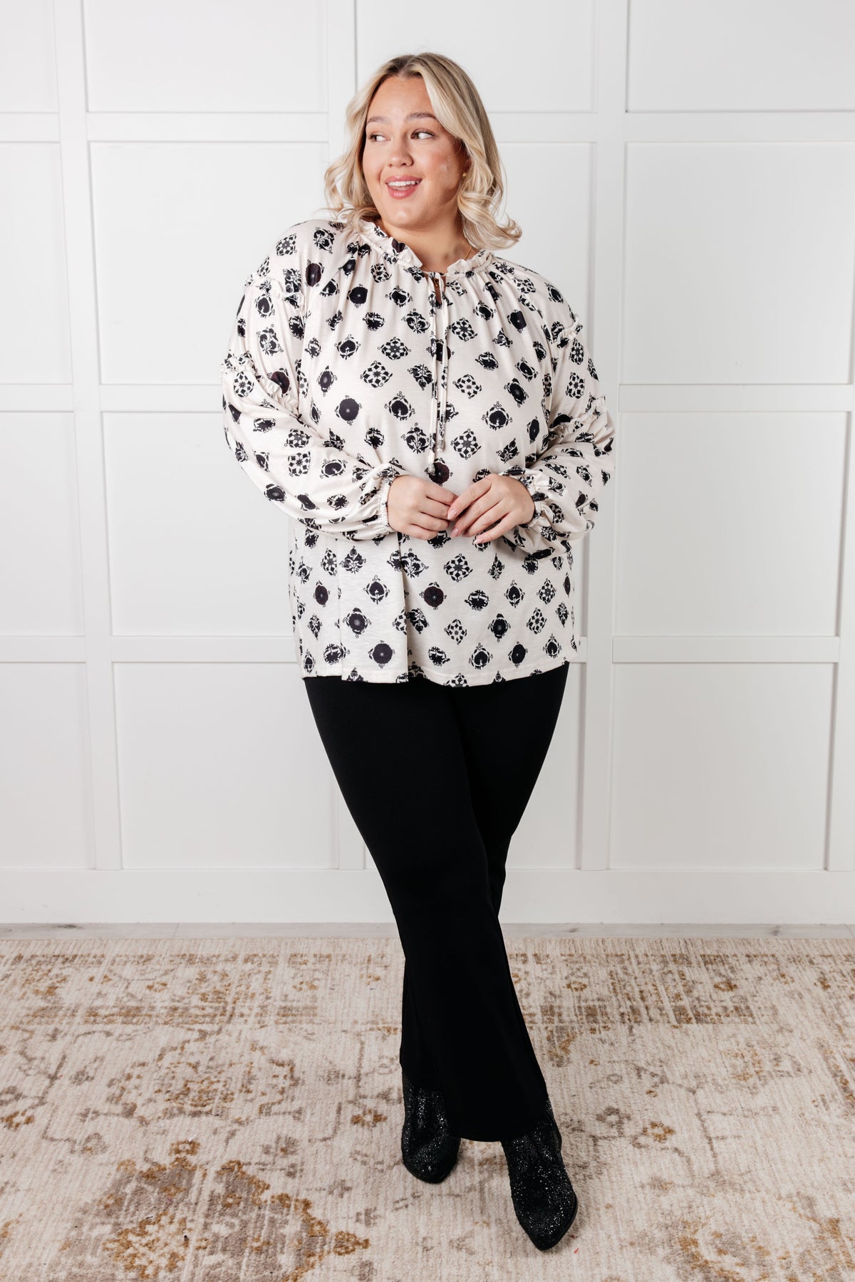 Quick Follow Up Floral Tile Blouse - 9/4/2025