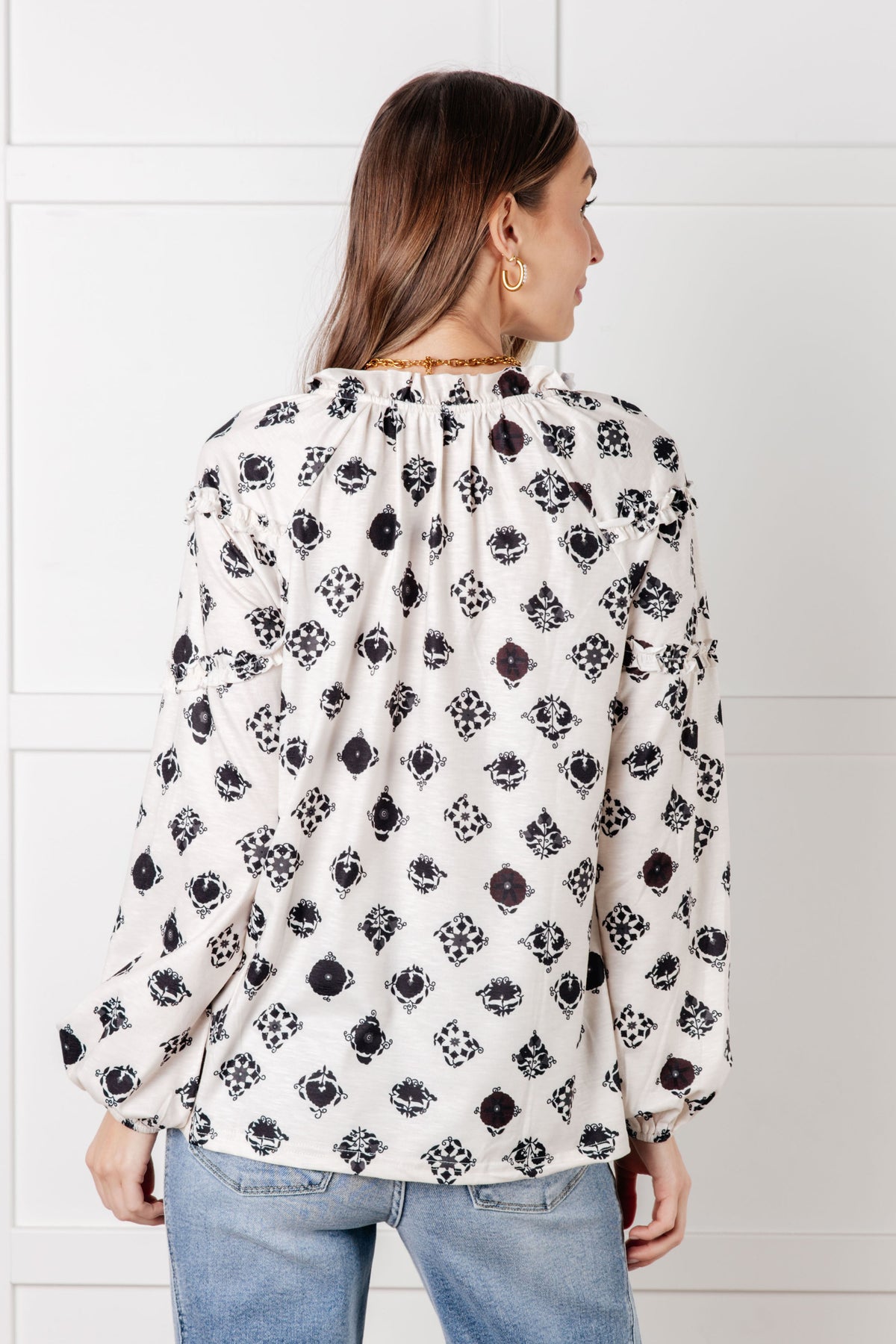 Quick Follow Up Floral Tile Blouse - 9/4/2025
