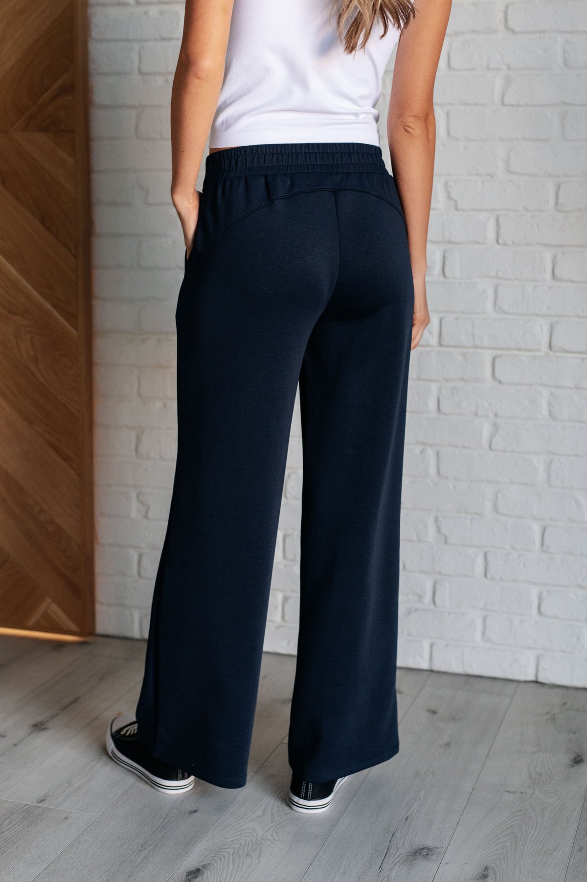 Resort Travel Wide Leg Crop Pant in  Navy - 8/14/2025
