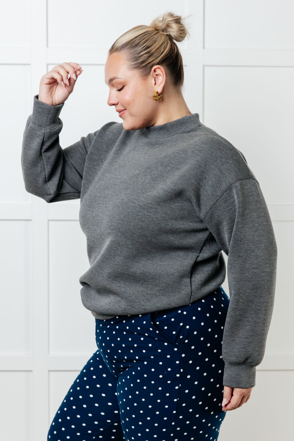Settle In Mock Neck Sweatshirt - 11/6/2025