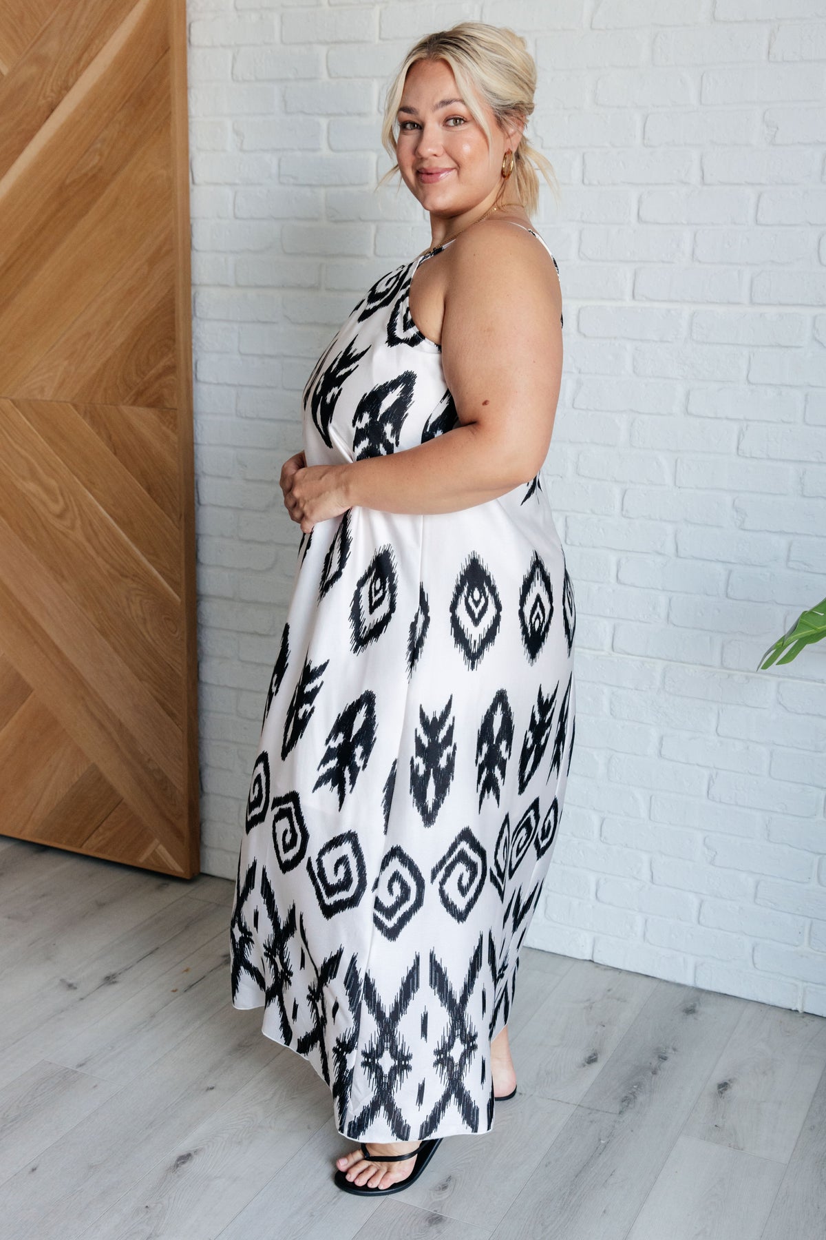 Sign of the Times Maxi Dress - 4/28/2025