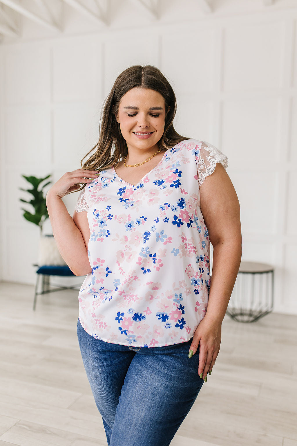Still the One Lace Sleeve Floral Top - 6/29/2023