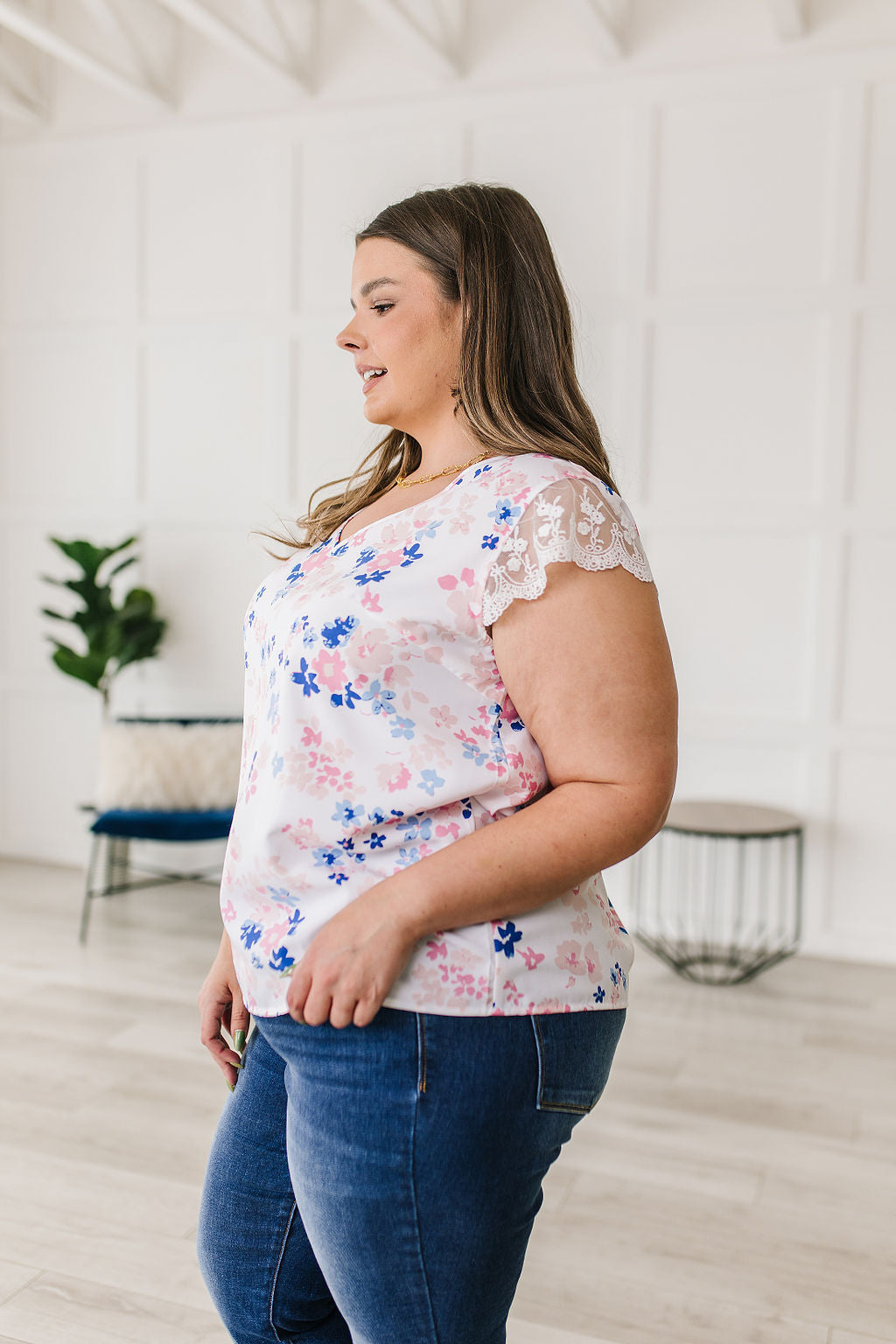 Still the One Lace Sleeve Floral Top - 6/29/2023