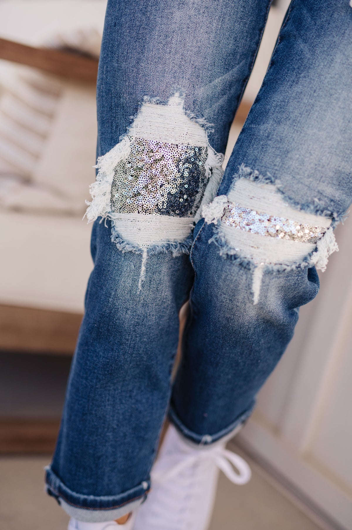 Suki Mid Rise Sequin Patch Tapered Jeans - 9/29/2023