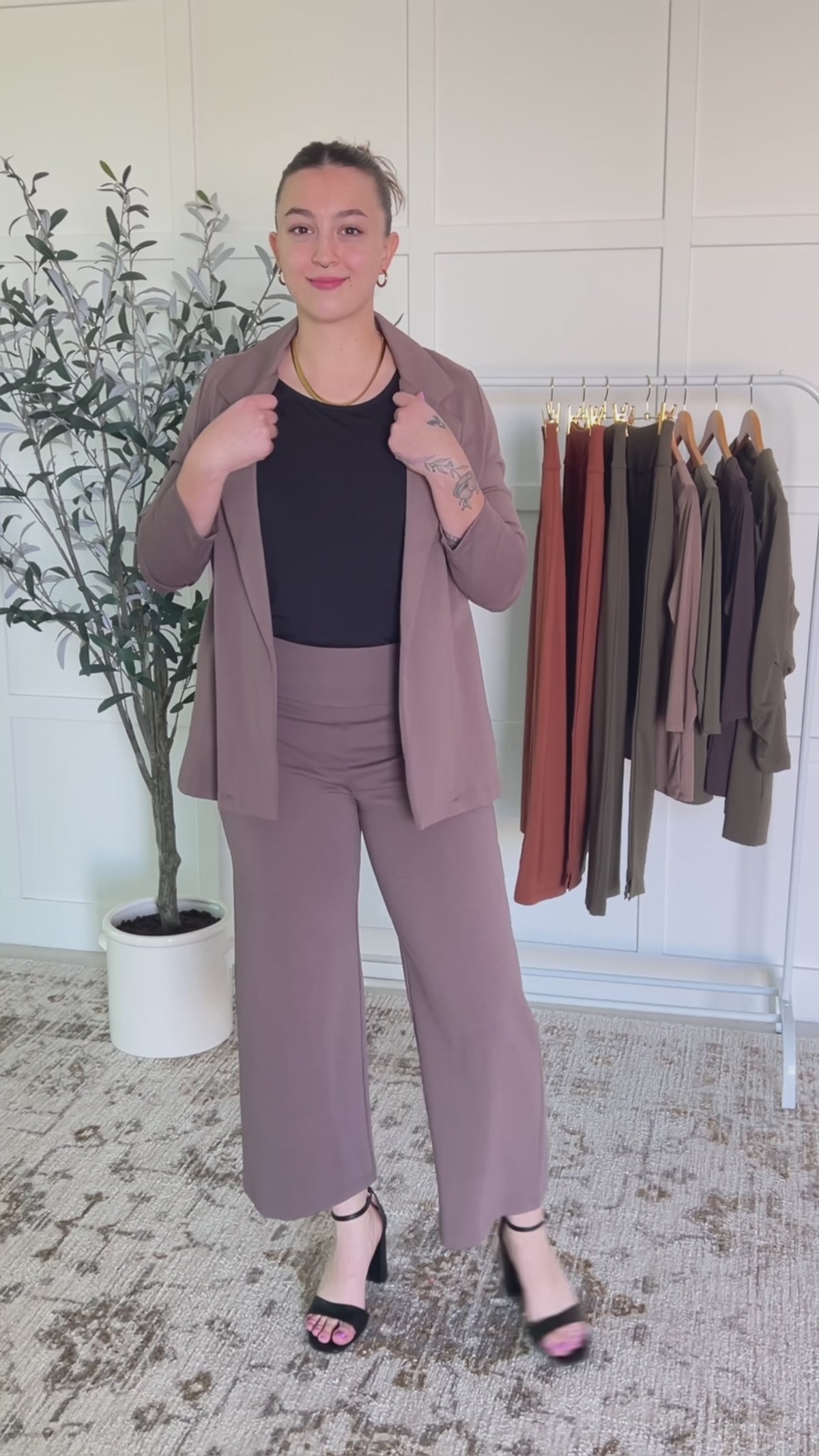 Magic 3/4 Blazer in Olive - 9/22/2025