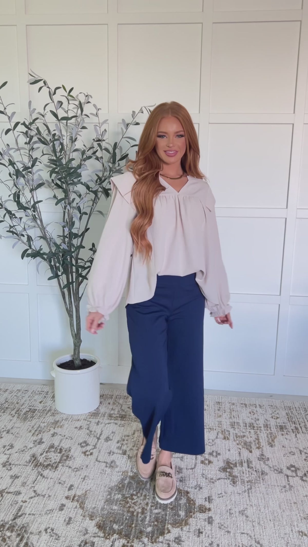 She Ought to Understand Balloon Sleeve Blouse - 11/5/2024