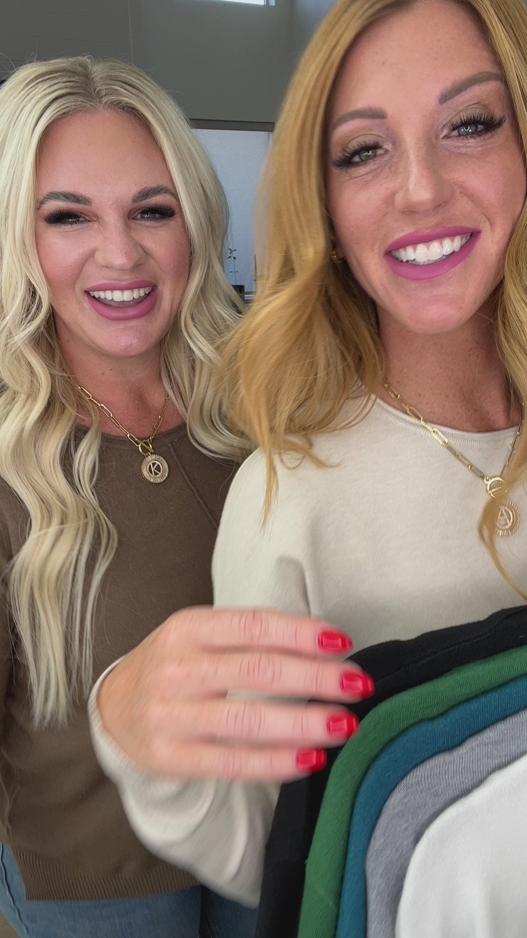 Front Seam Round Neck Sweater in Heather Dark Green - 10/25/2023