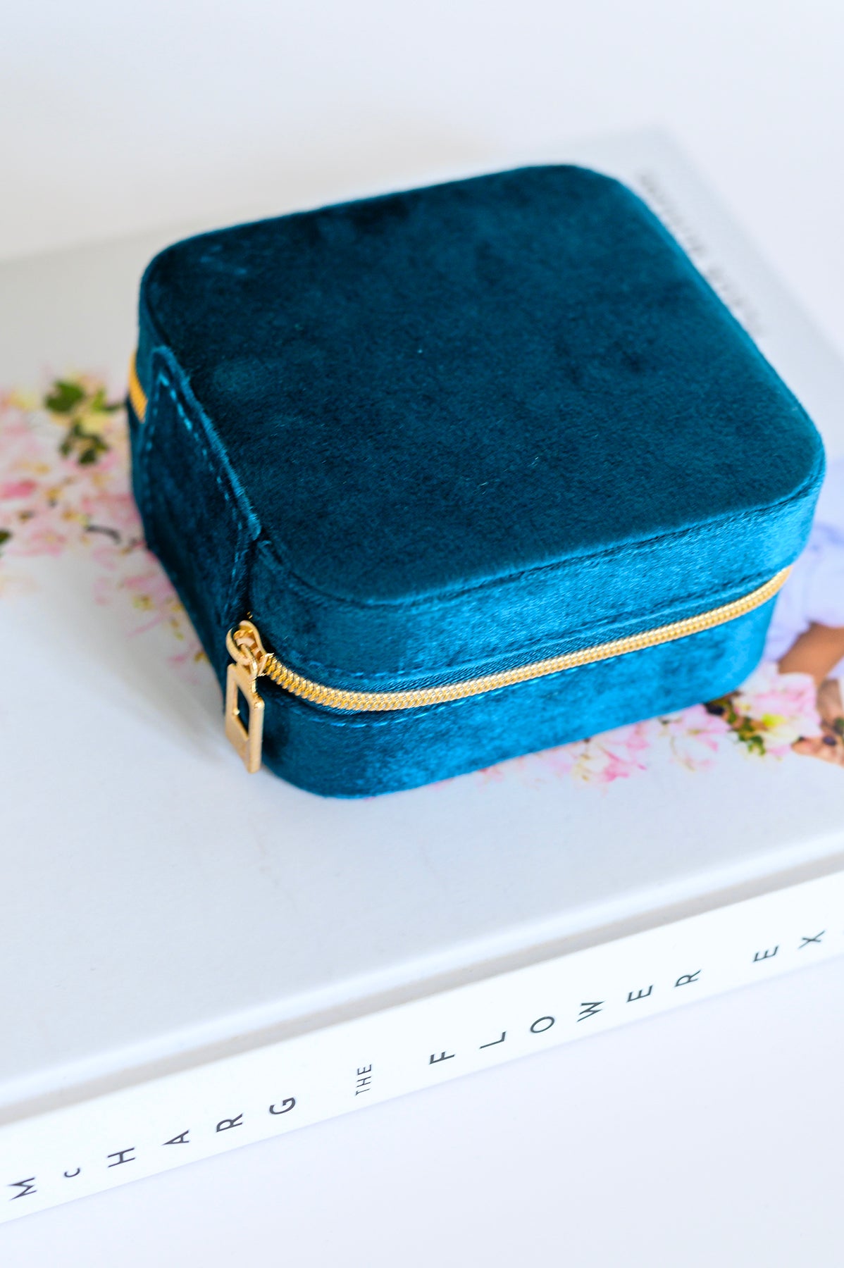 Kept and Carried Velvet Jewlery Box in Teal - 5/1/2023
