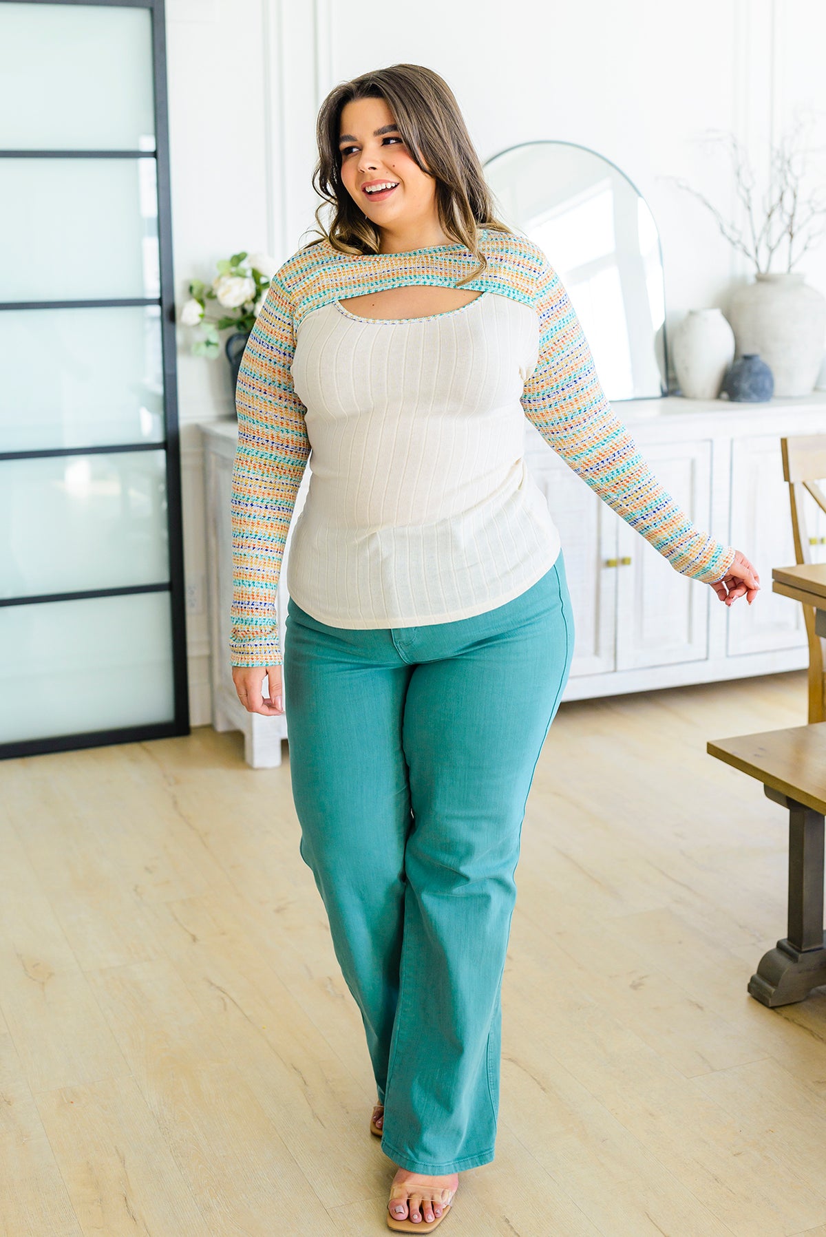 Evidently Extra Peekaboo Cut Out Top - 4/4/2023