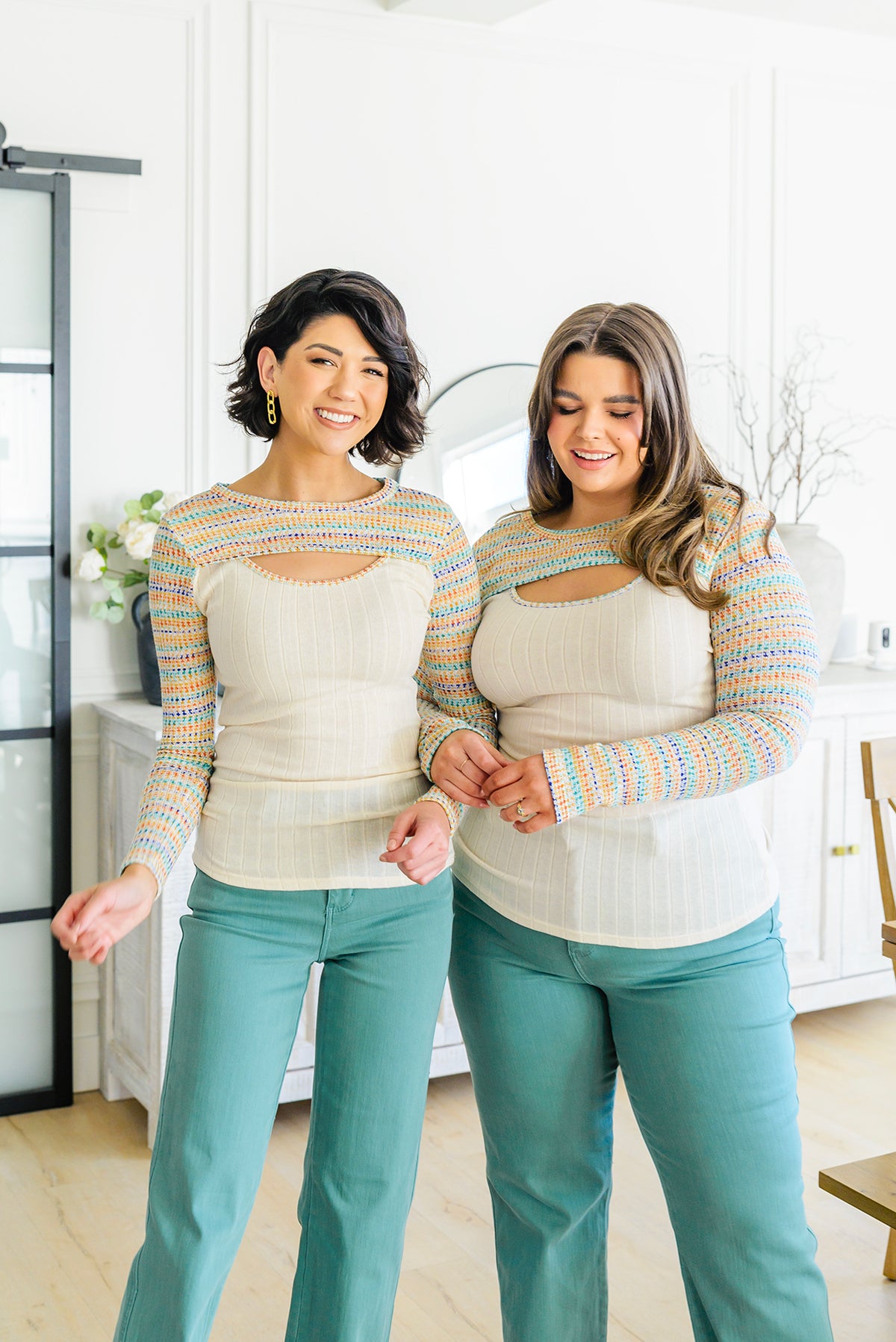 Evidently Extra Peekaboo Cut Out Top - 4/4/2023