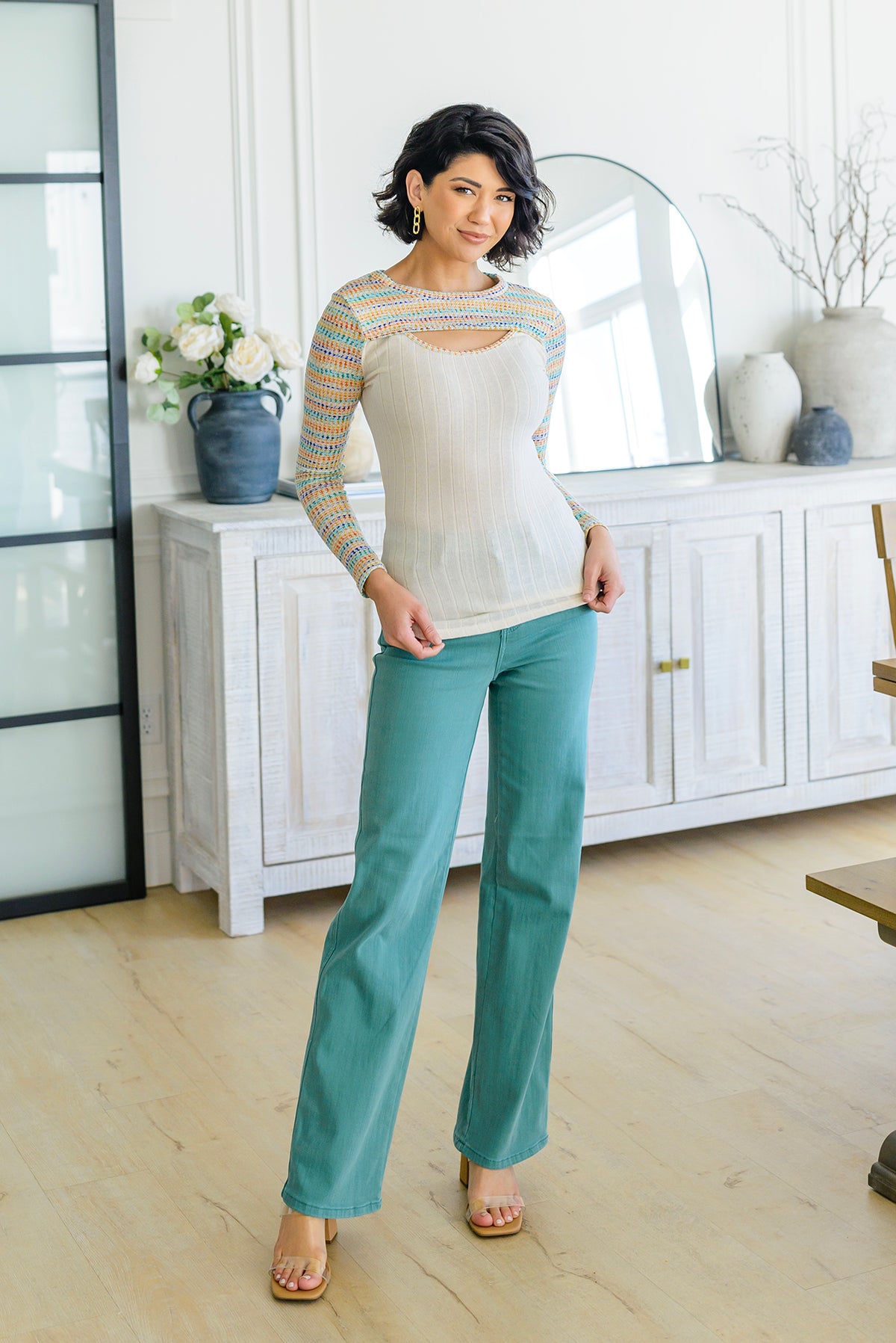 Evidently Extra Peekaboo Cut Out Top - 4/4/2023