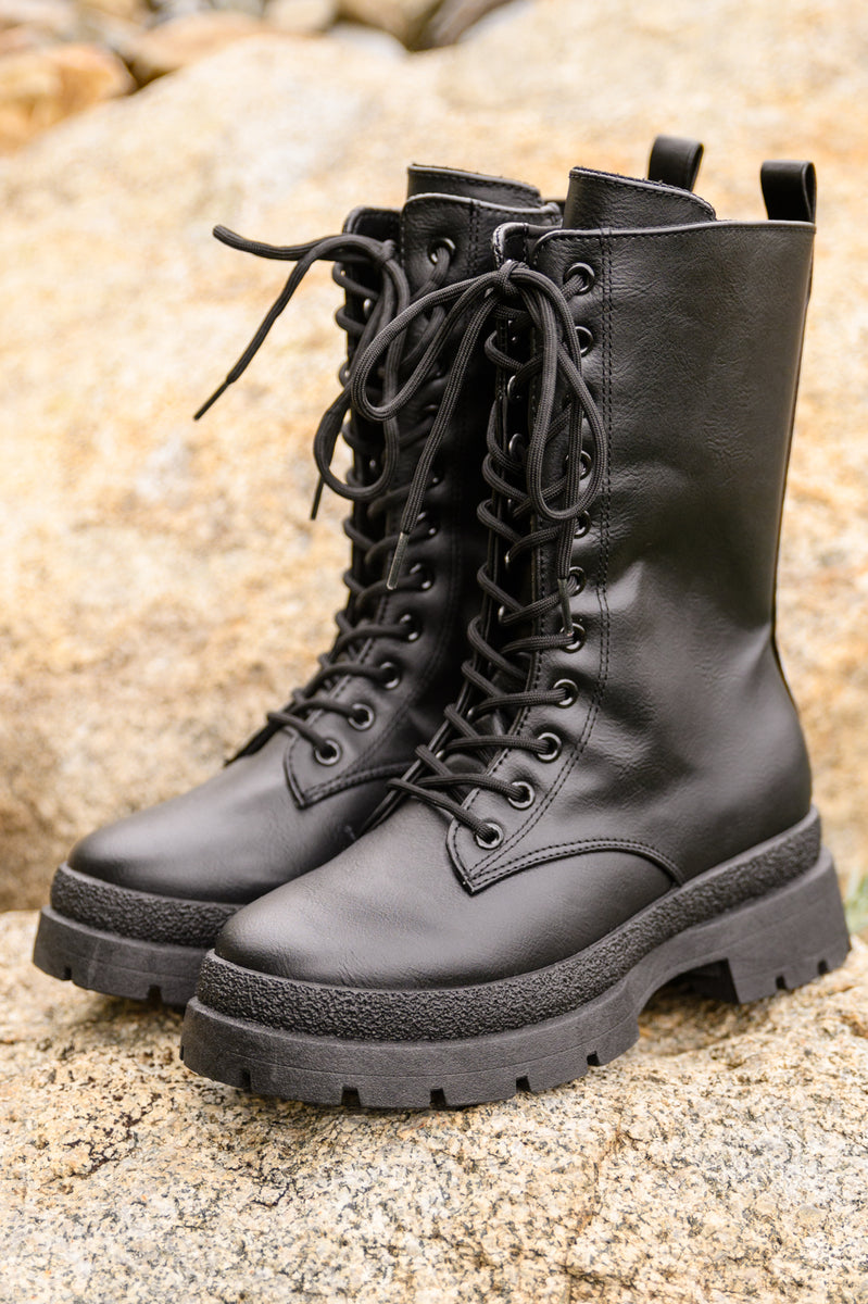 靴 extreme chunky sole combat boots mode FreshFeelsCombatBootsInBlack1_