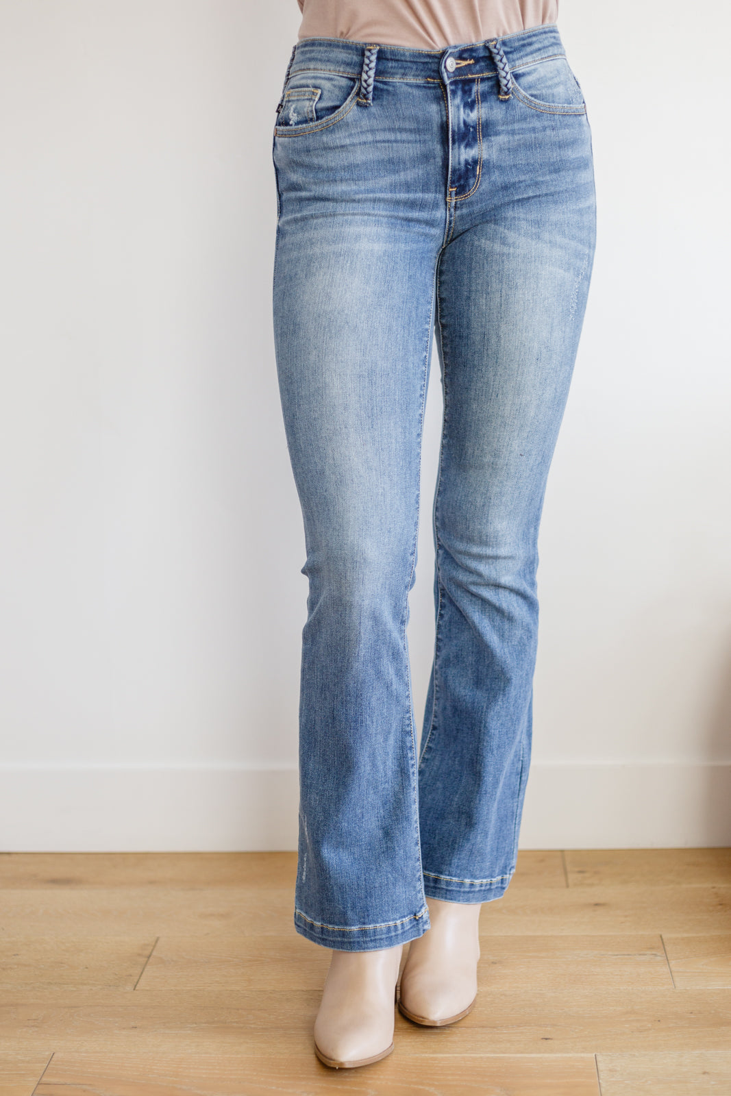 Shauna Mid Rise Braided Belt Loop Jeans - 2/2/2023