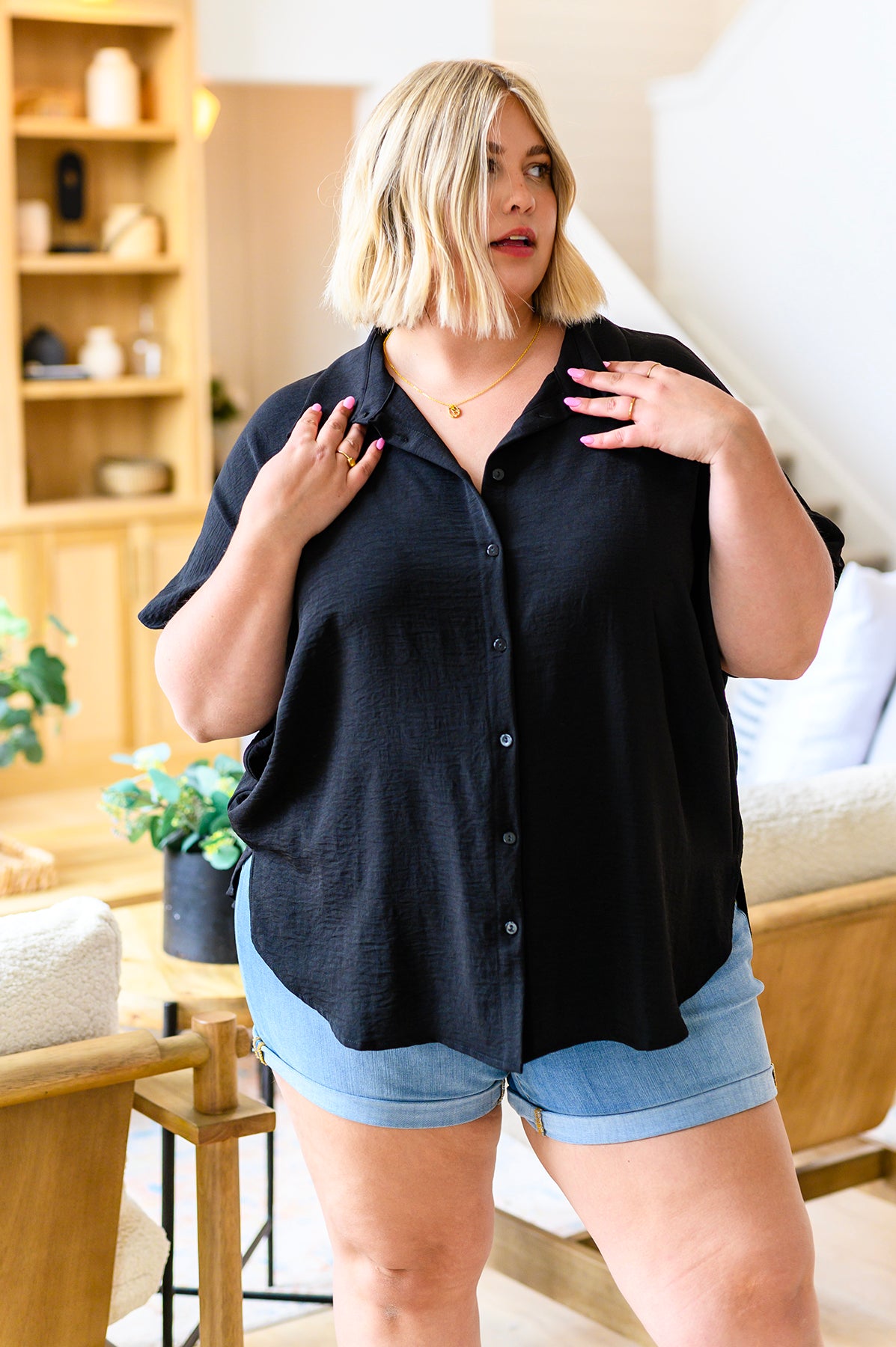 Sweet Simplicity Button Down Blouse in Black - 5/5/2023