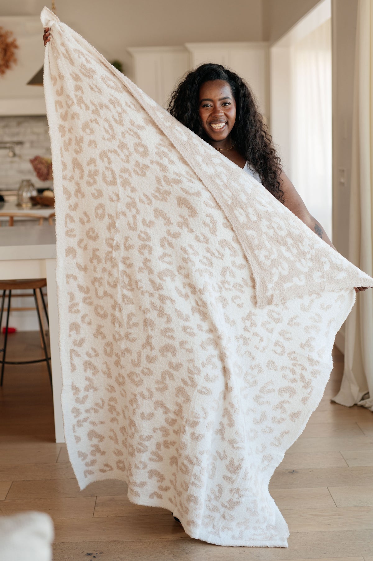 Ari Blanket Single Cuddle Size in Neutral Animal - 9/30/2026