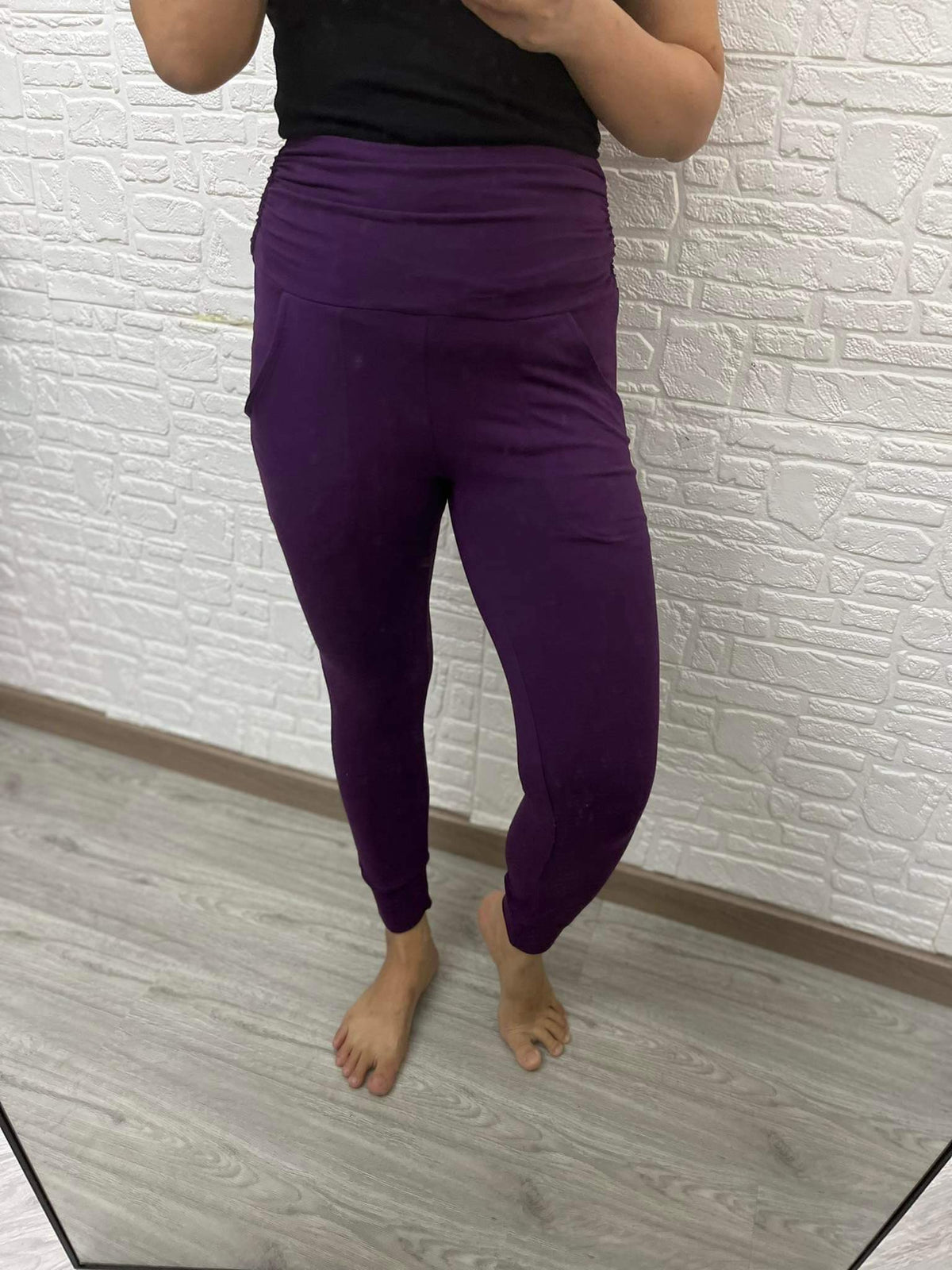 Haley Ruched Waist Leggings in Five Colors - RTS