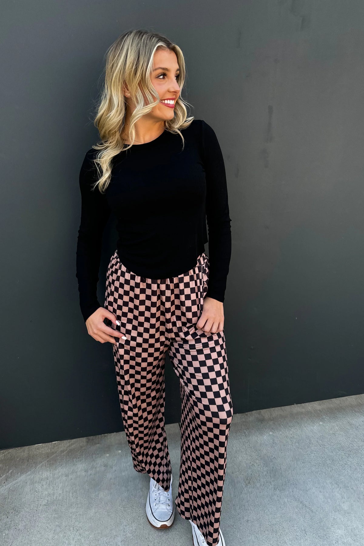 PREORDER: Elena Curve Hem Ribbed Top