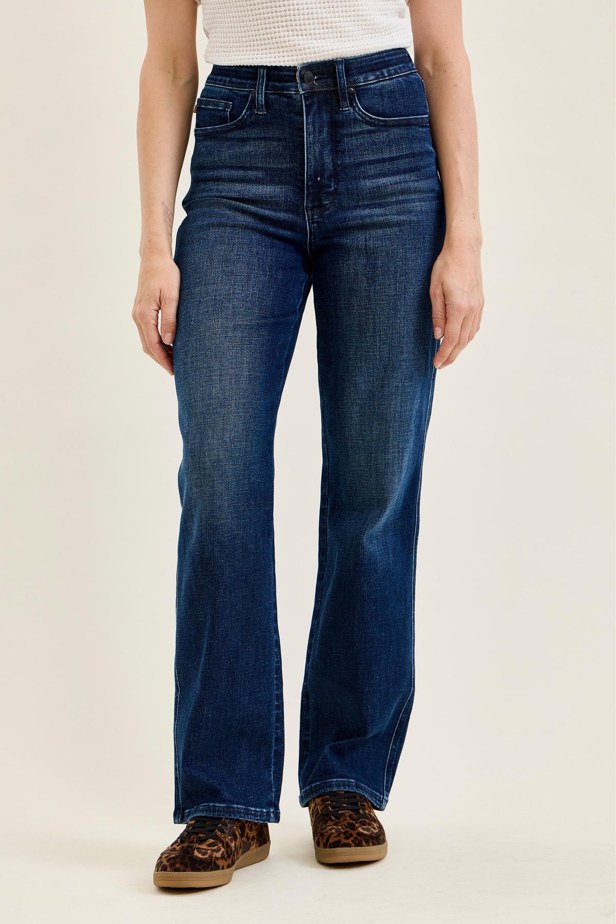 Linda High Waist Classic Straight Jean in Dark Midnight Blue - 10/21/2026