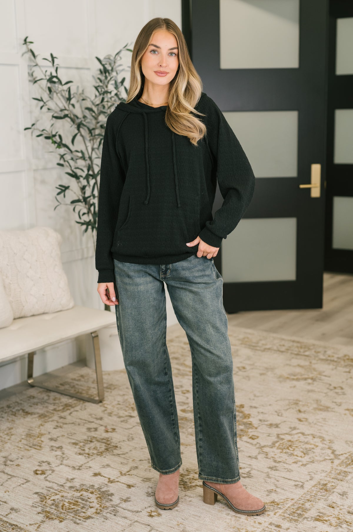 Always Have Your Back Textured Pullover in Black - 10/30/2026