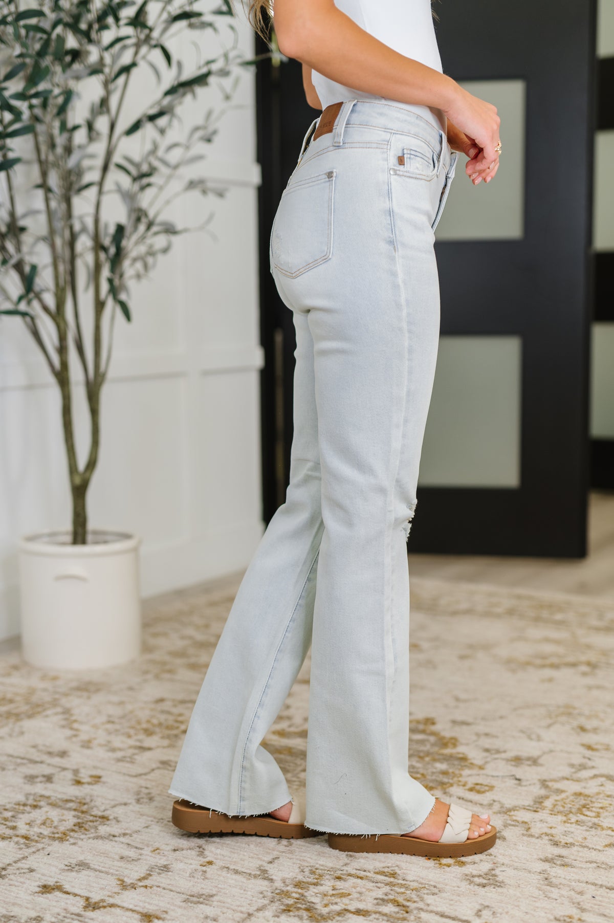 Alyse Mid Rise Destroy & Fray Hem Bootcut - 6/25/2025 NEW