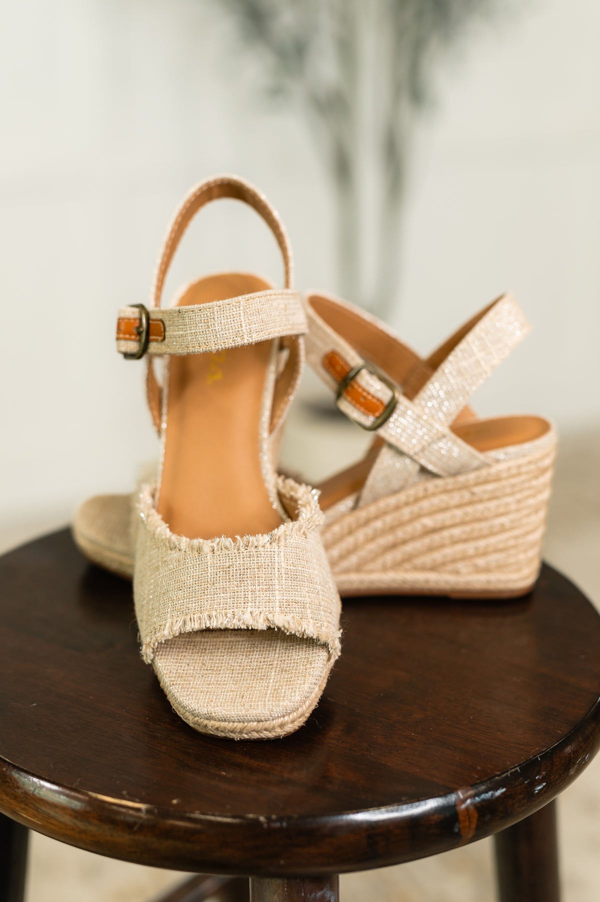 Arnold Natural Linen Wedges - 5/16/2025